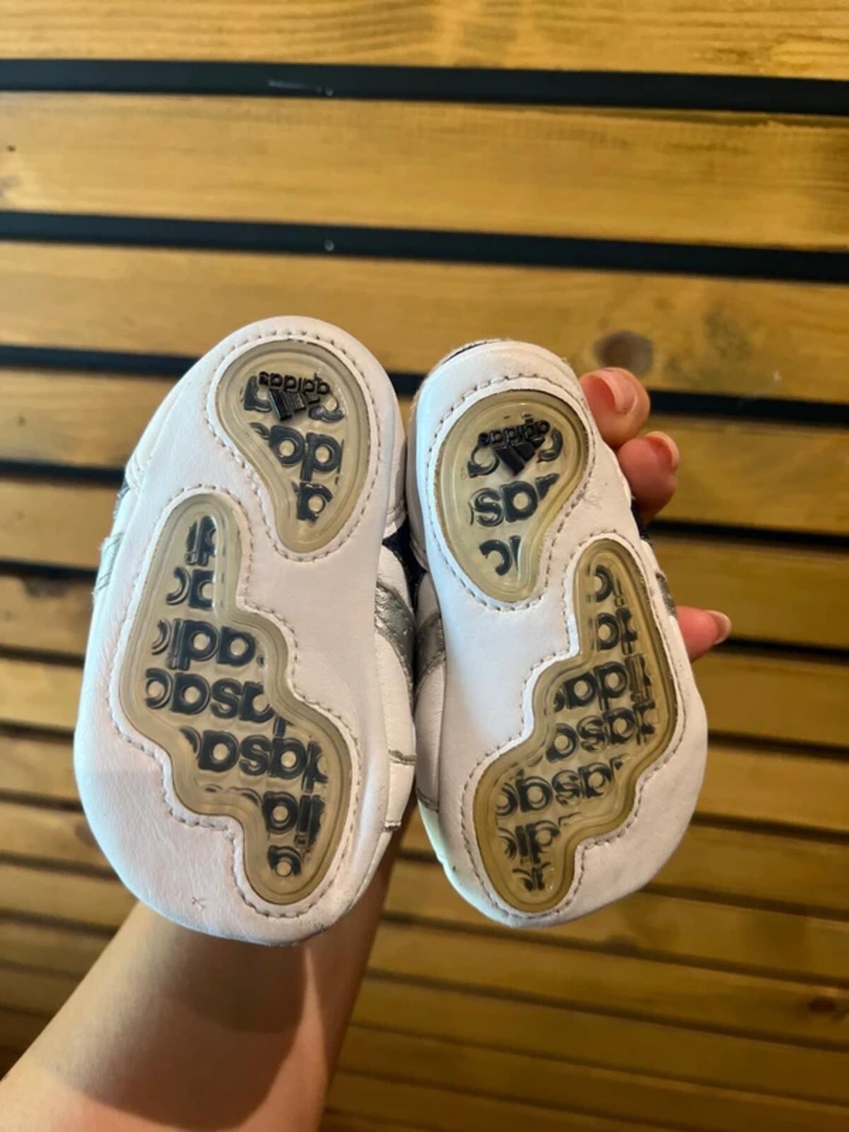 Vintage 2007 Adidas Liladi Baby Crib Shoes UK2K