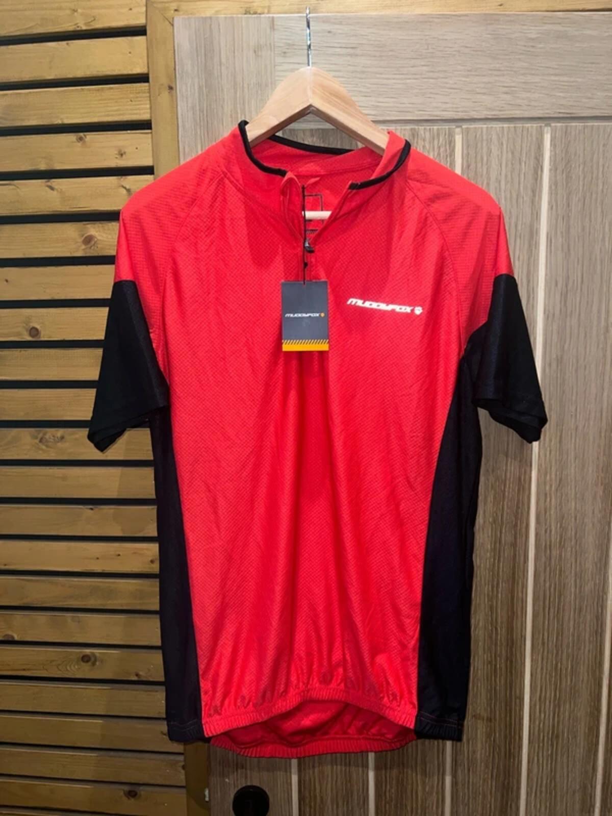 MuddyFox Cycling Red & Black 1/4 Zip Top L NEW