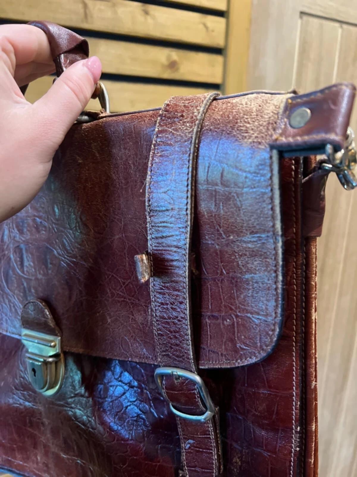 Vintage Brown Leather Messenger Satchel Bag