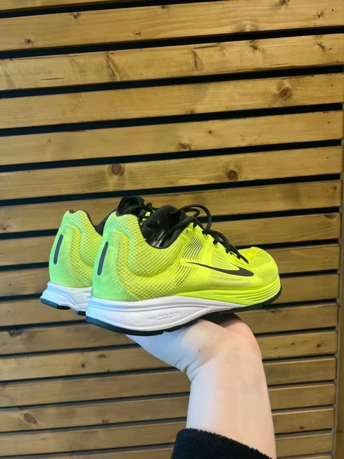 Nike Zoom Streak 4 Volt Green Running Trainers UK4.5