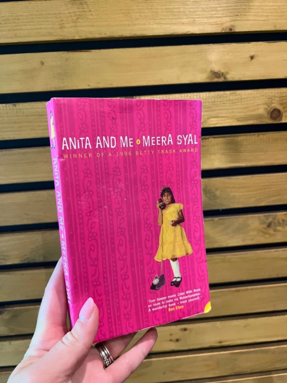 Anita & Me Meera Syal Vintage 2004 Book