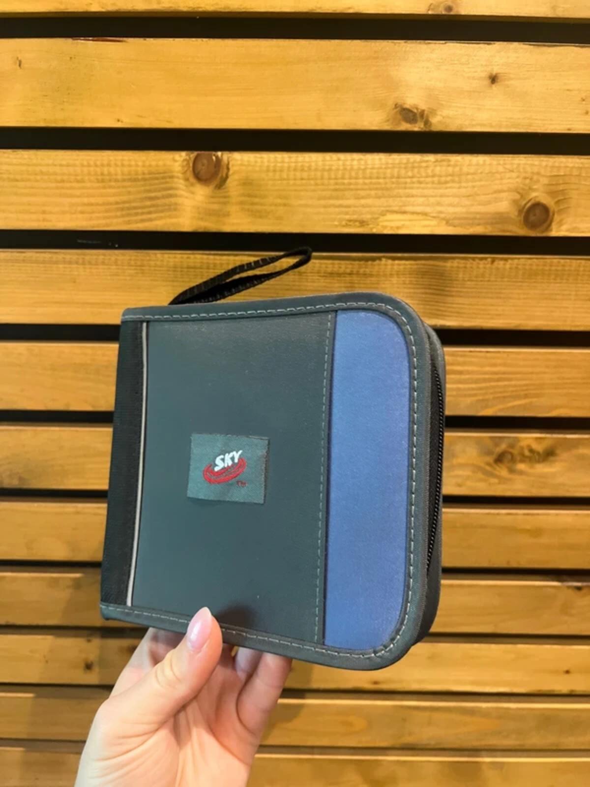Vintage Sky 28-Slot Disc Wallet