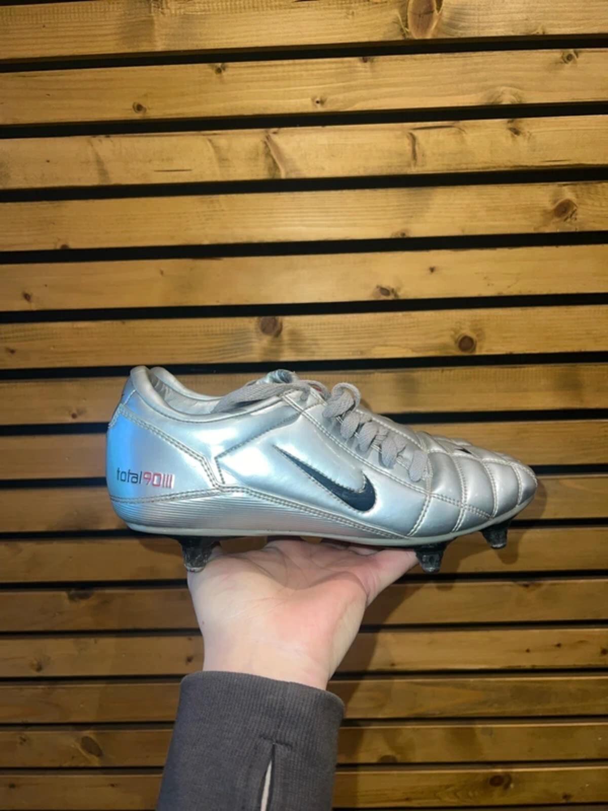 Vintage 2004 Nike Total 90 III SG Silver Rare Football Boots UK6