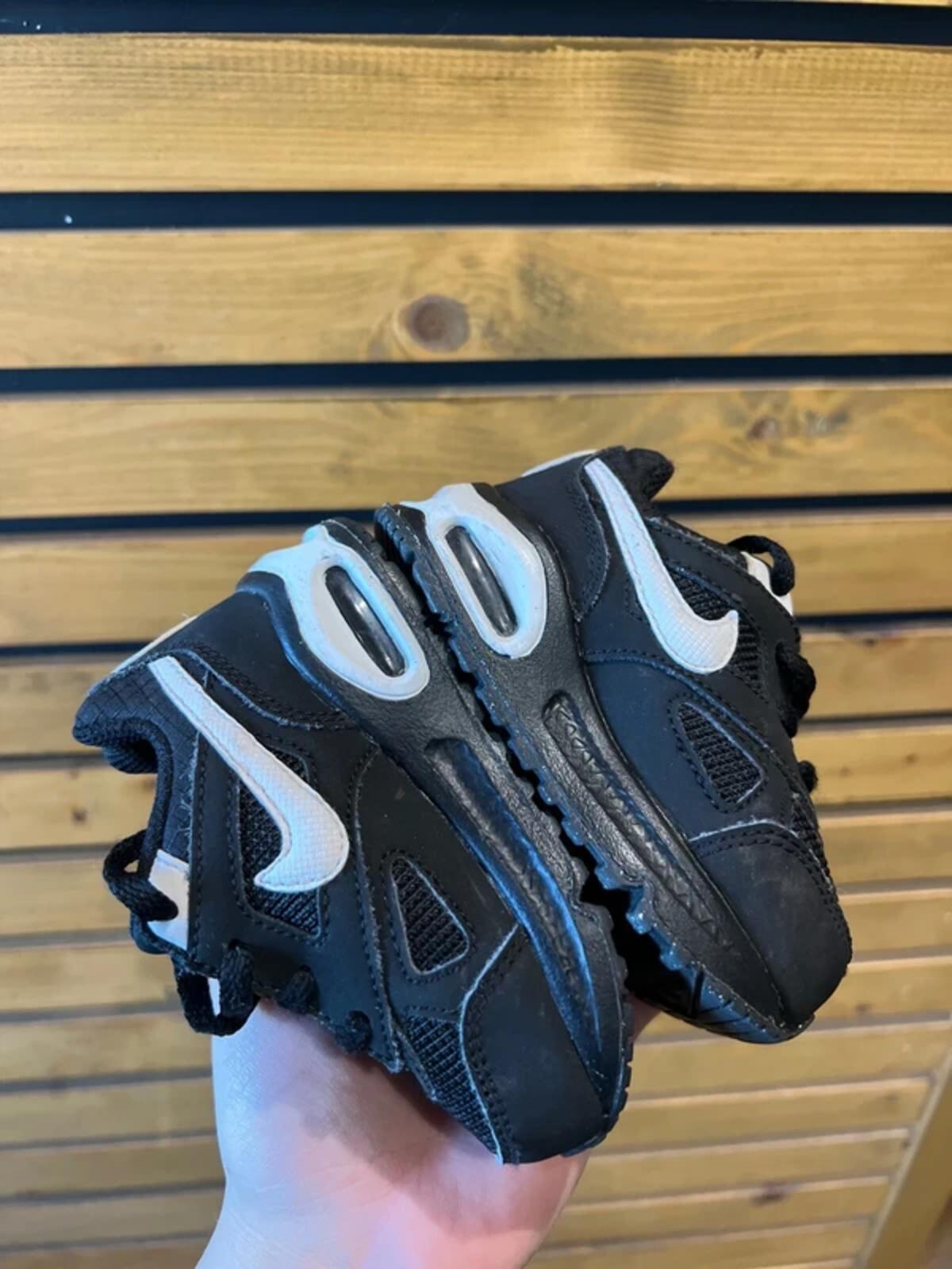 Nike Air Max Ivo Infant Trainers UK 4.5K
