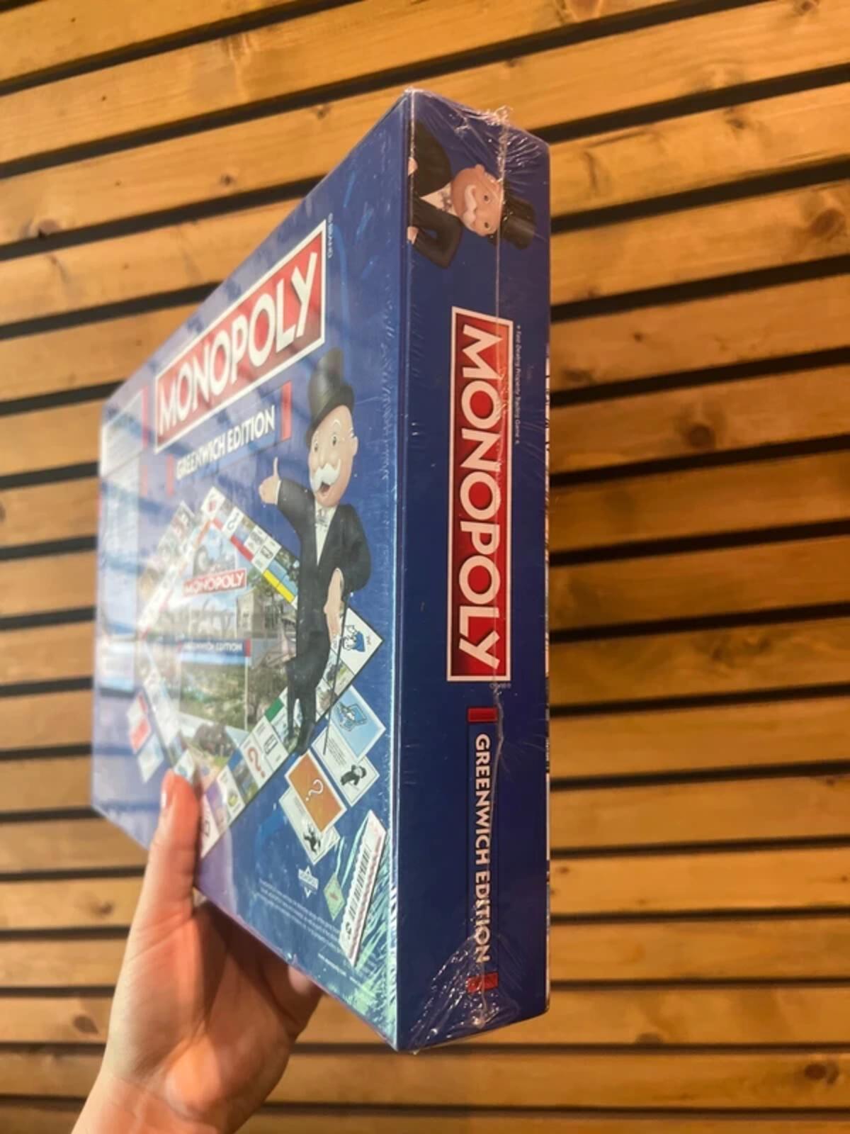 Monopoly Greenwich USA Connecticut Board Game NEW