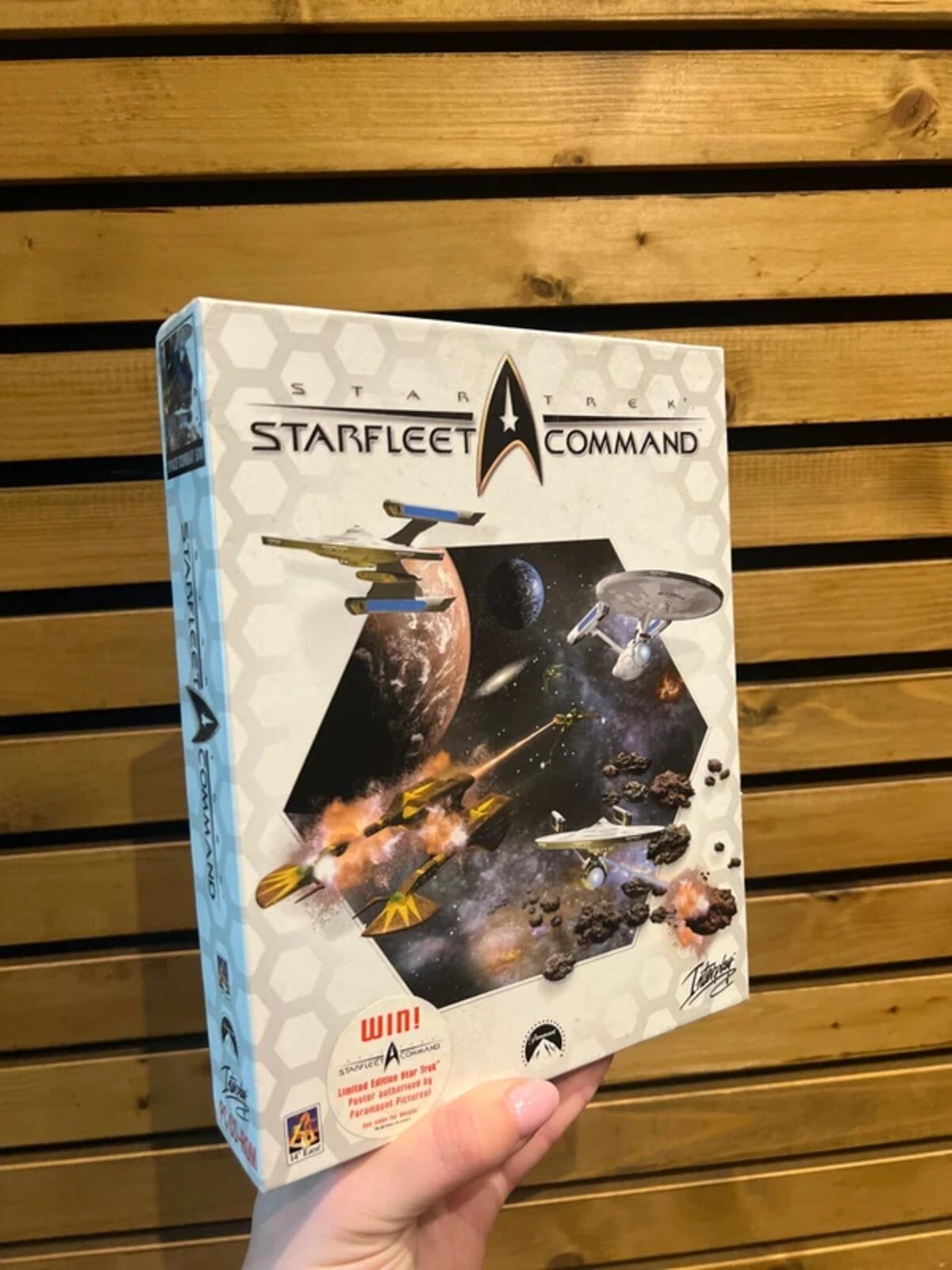 Vintage 1999 Star Trek Starfleet Command Interplay PC Game