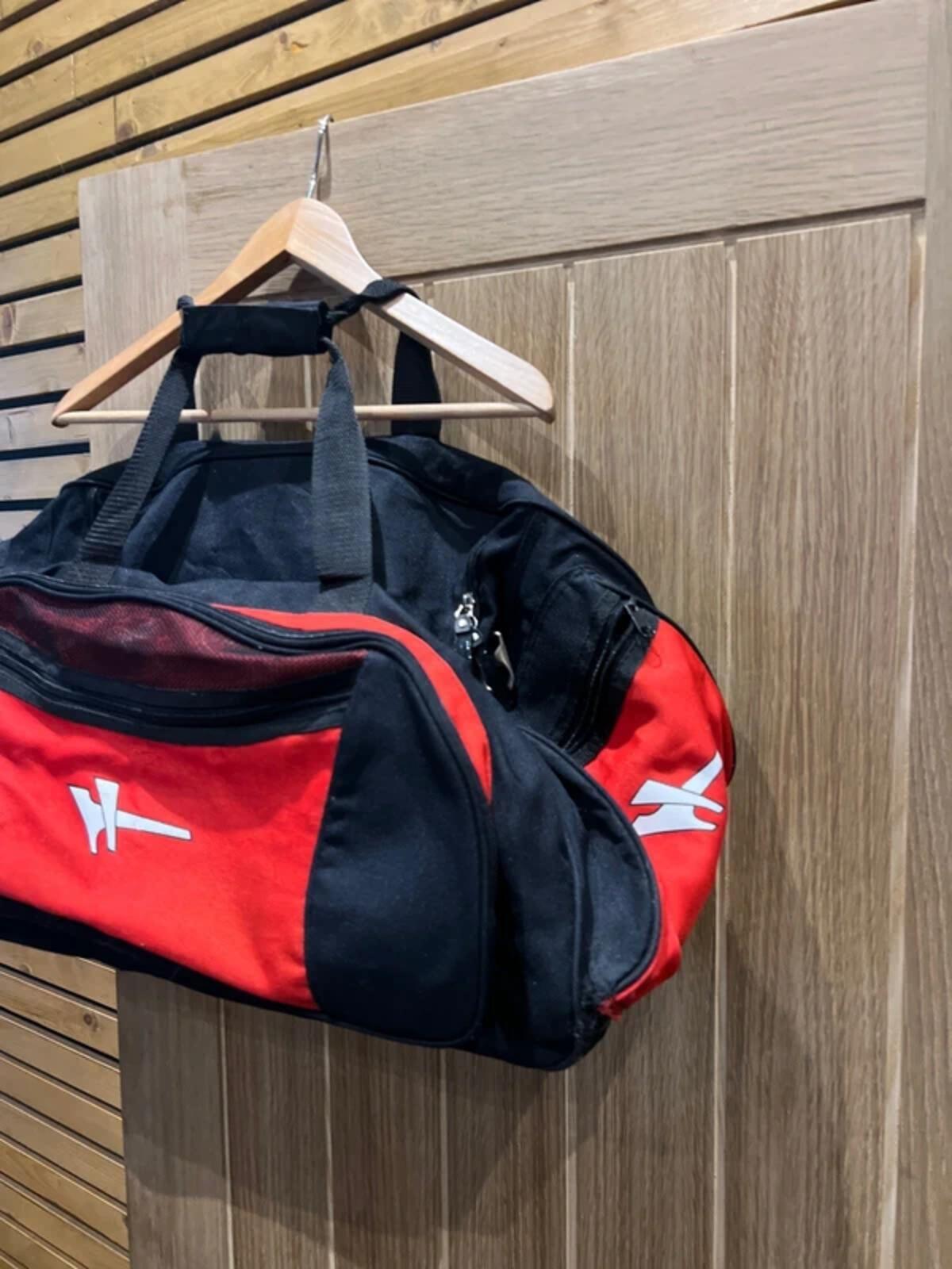 Gola Black Red Sports Gym Weekend Holdall Bag