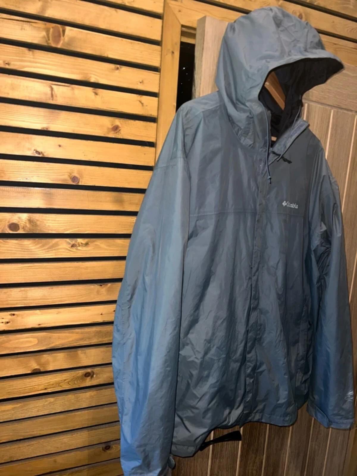 Columbia Omni Tech Waterproof Grey Raincoat XXL