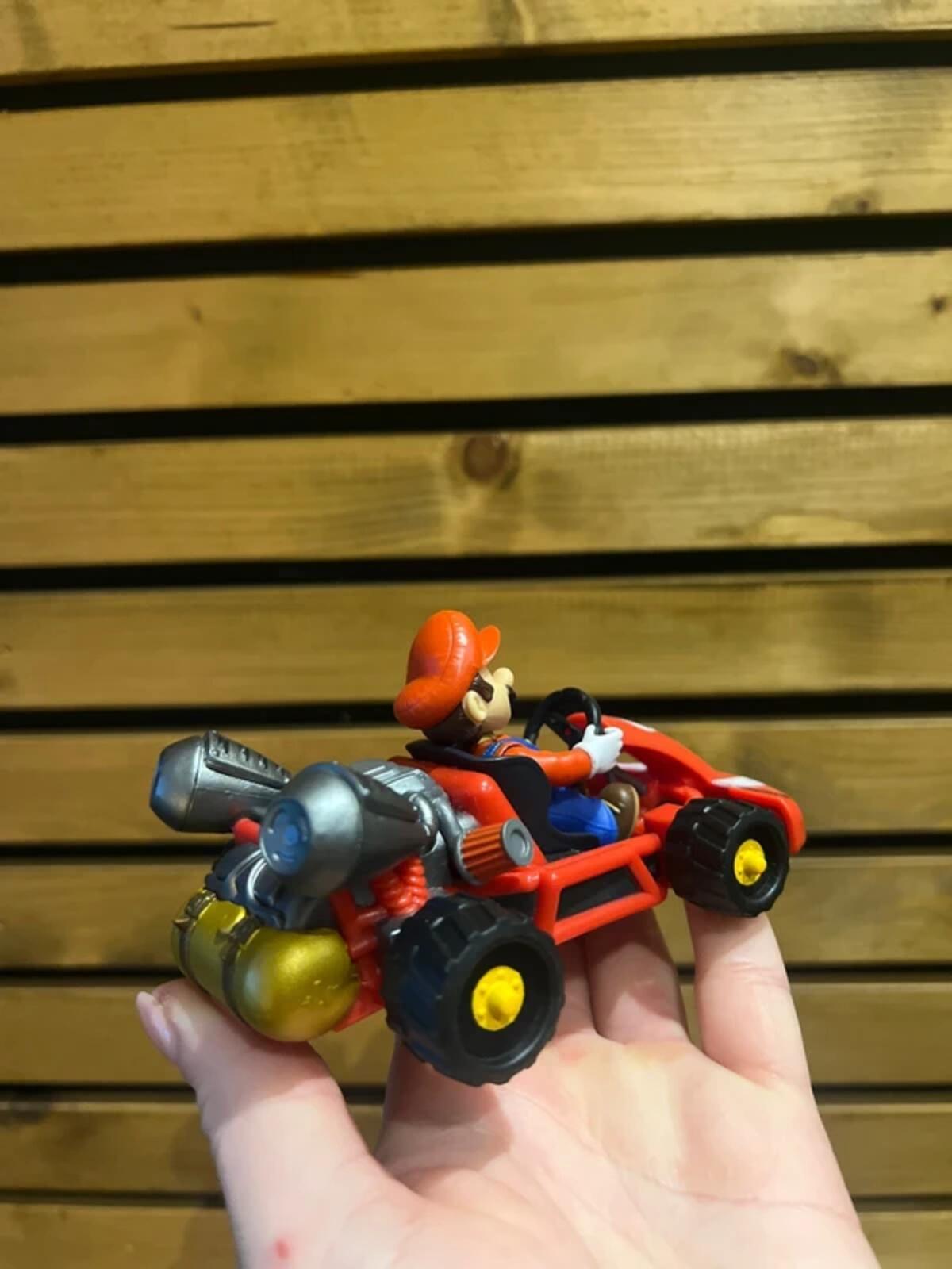 Nintendo Super Mario Kart Bros Pull Back Racer Toy Car Figurine