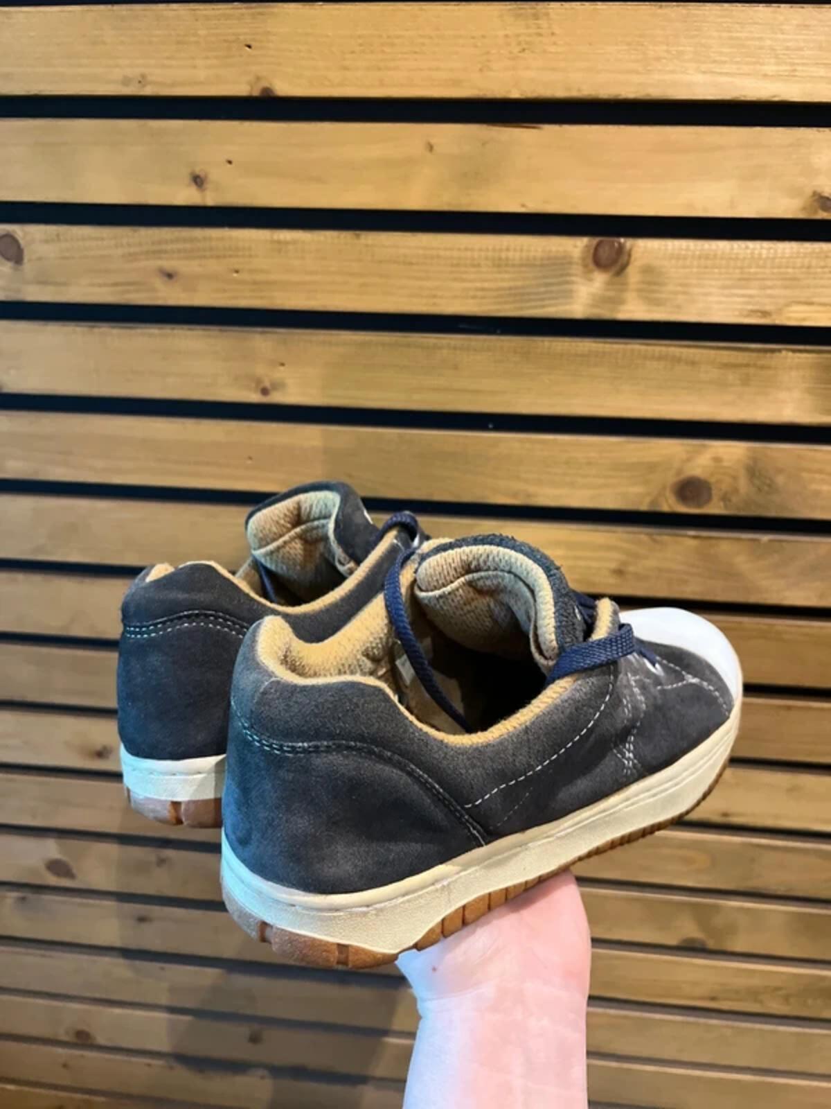 Vintage KangaRoos Grey Suede Trainers UK9.5