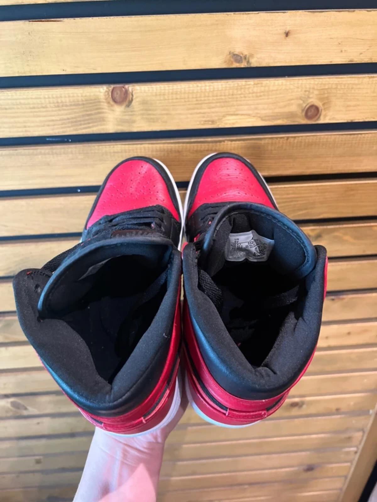 Nike Air Jordan Mid Banned Red Trainers UK4.5