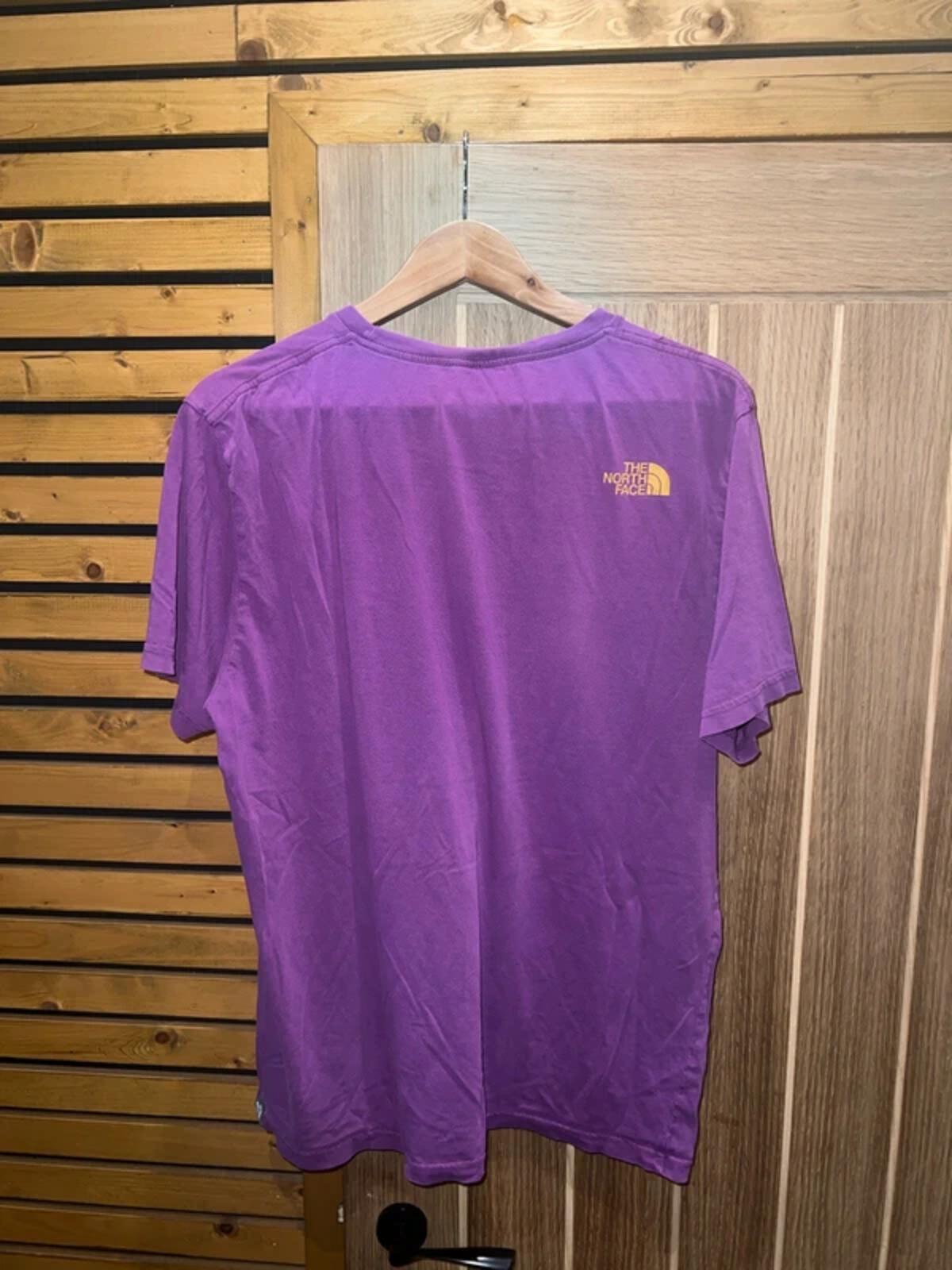 The North Face Logo Graphic T-Shirt L