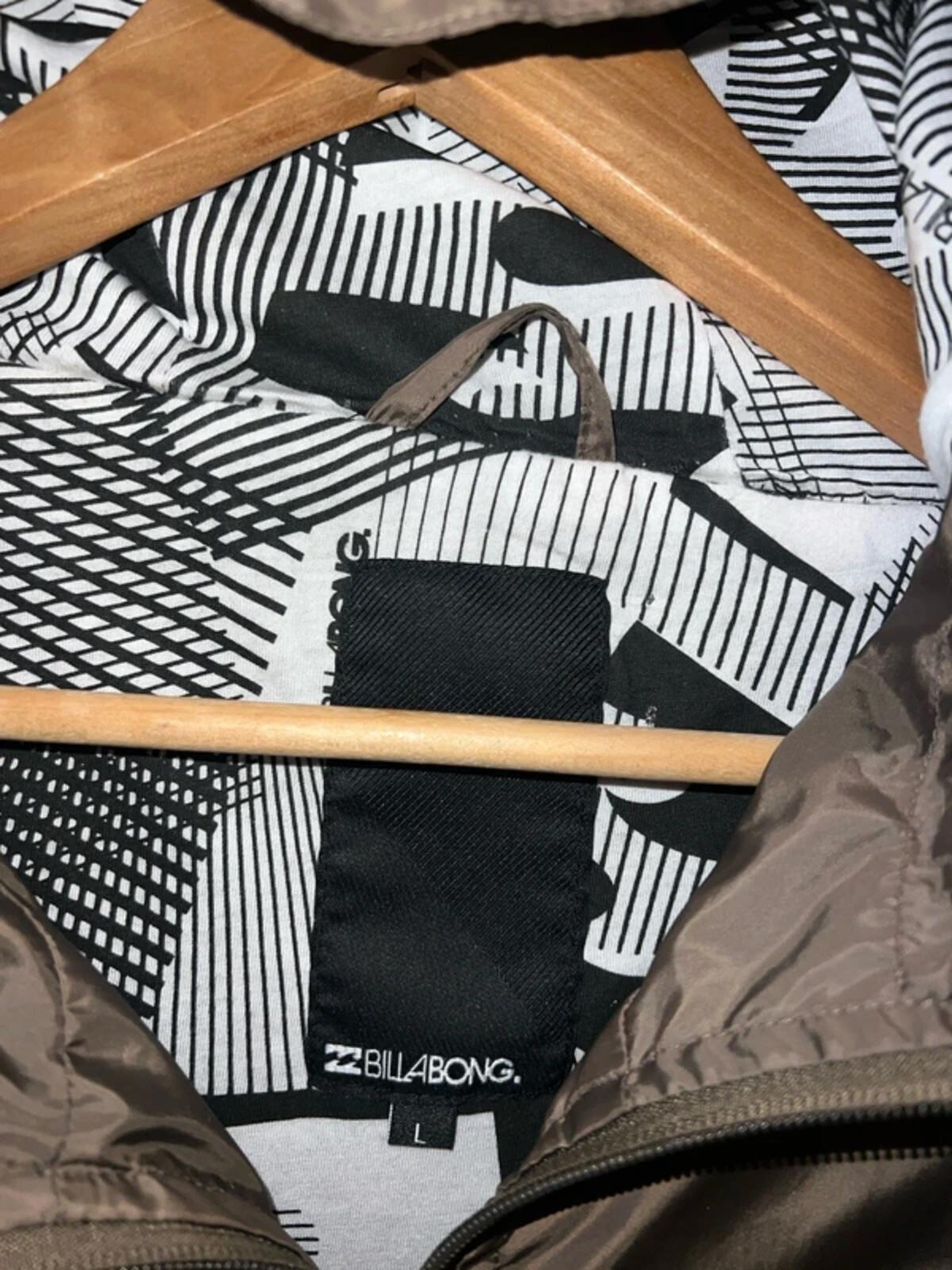 Billabong Brown Hooded Windbreaker L