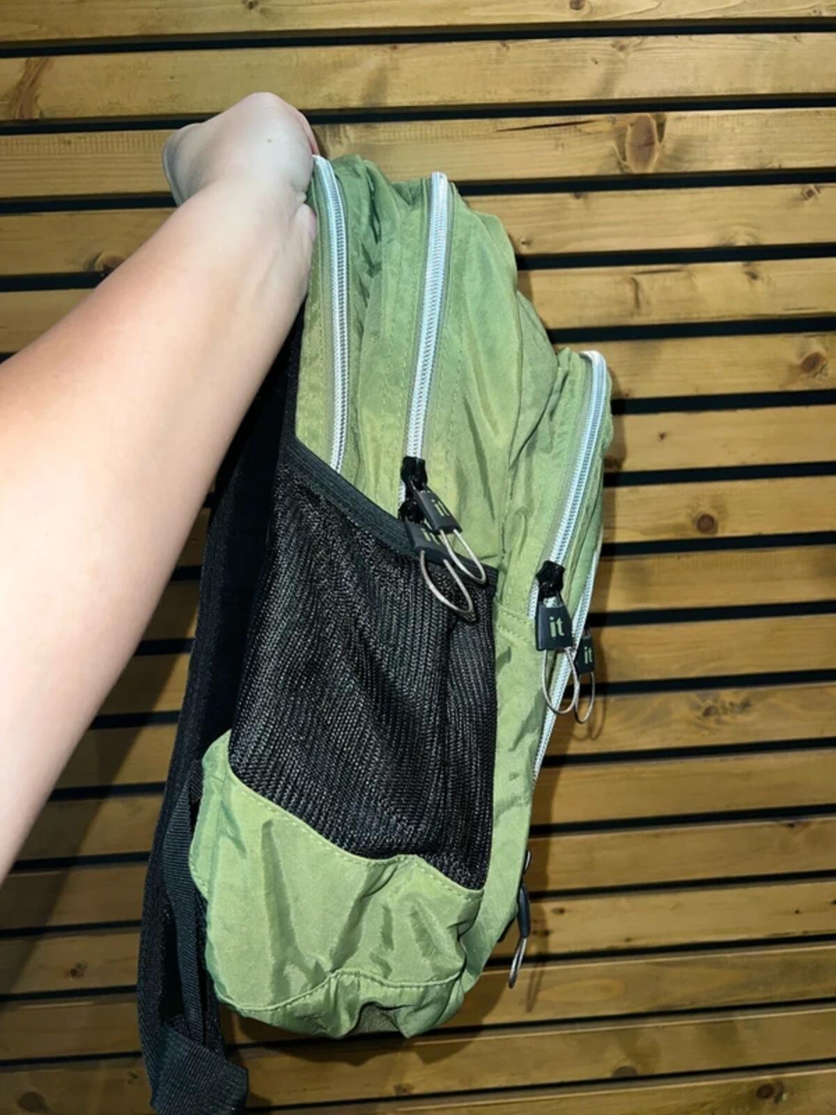 It Luggage Olive Green Rucksack