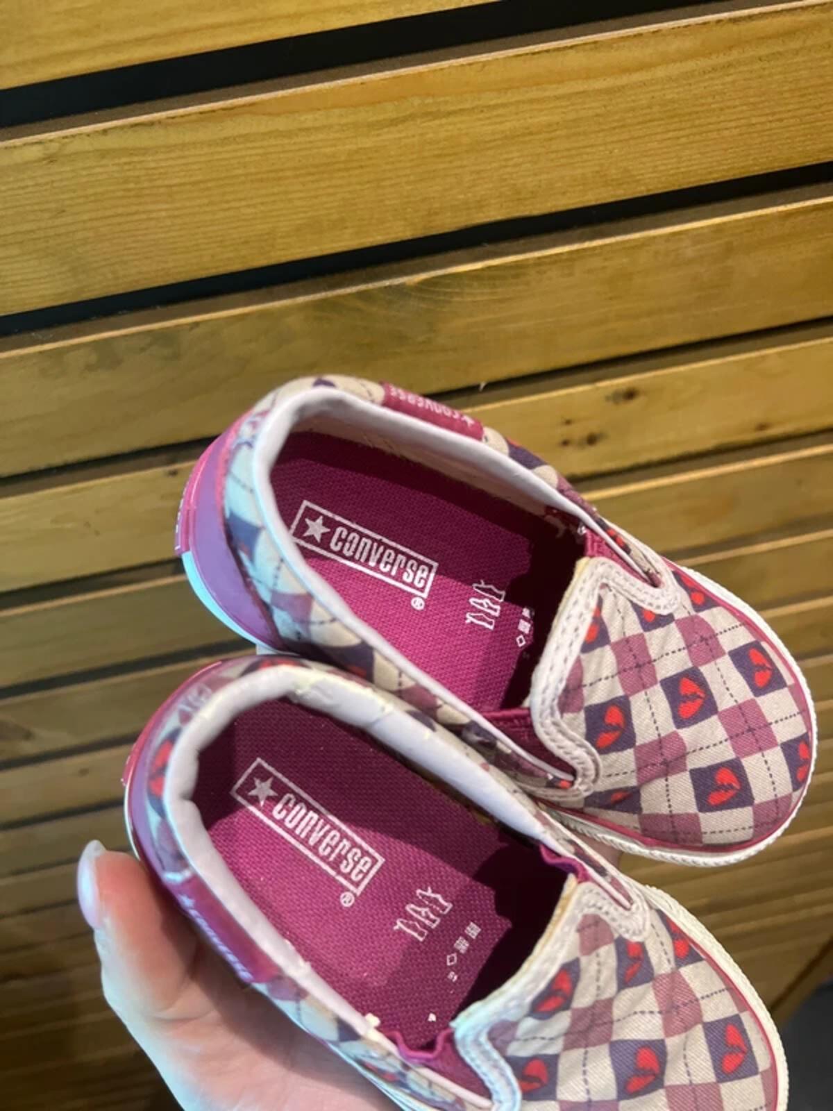 Converse Orchid Heart Slip On Trainers UK7