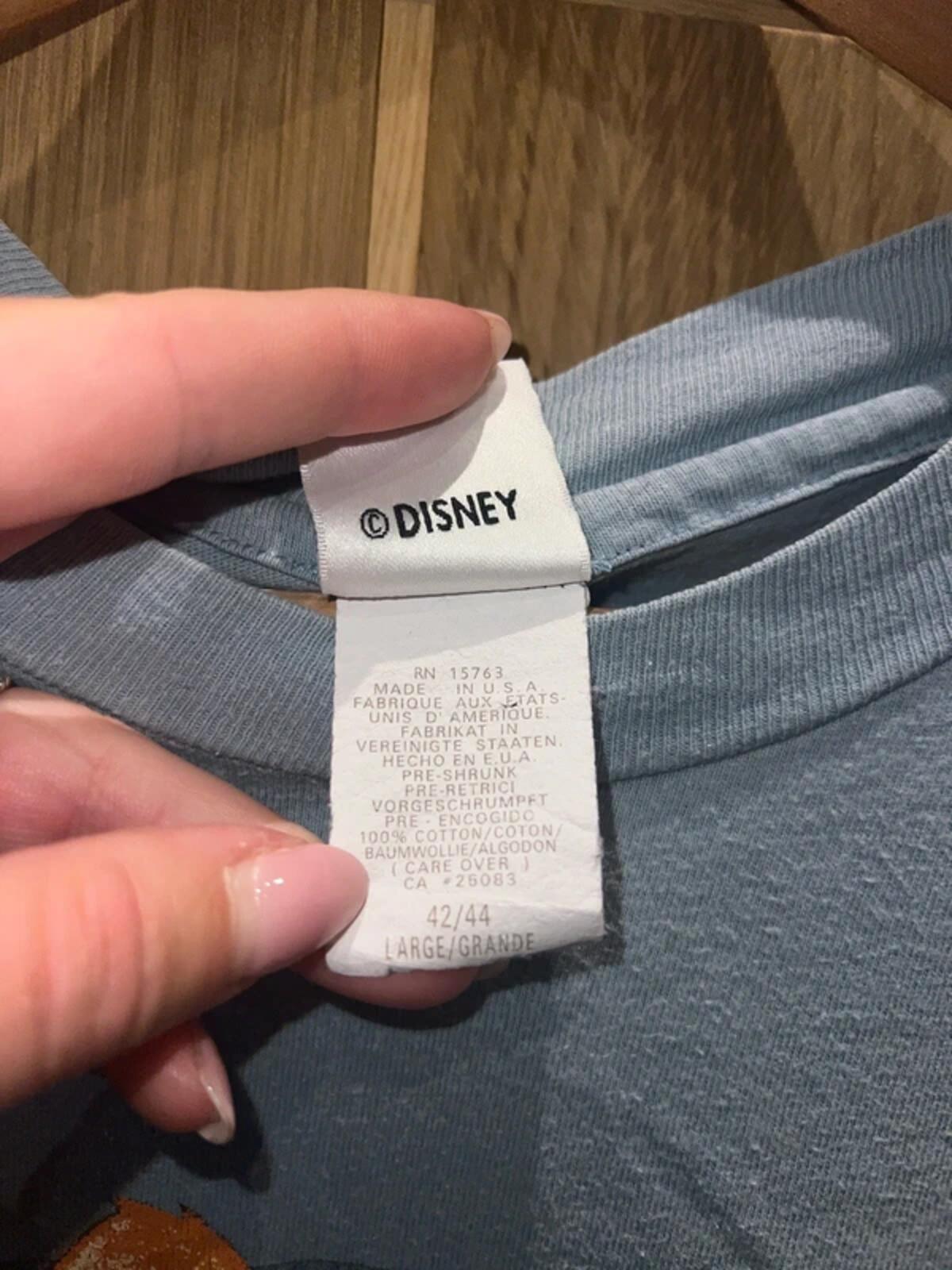 Vintage 1990s Disney Store Tigger T-Shirt L