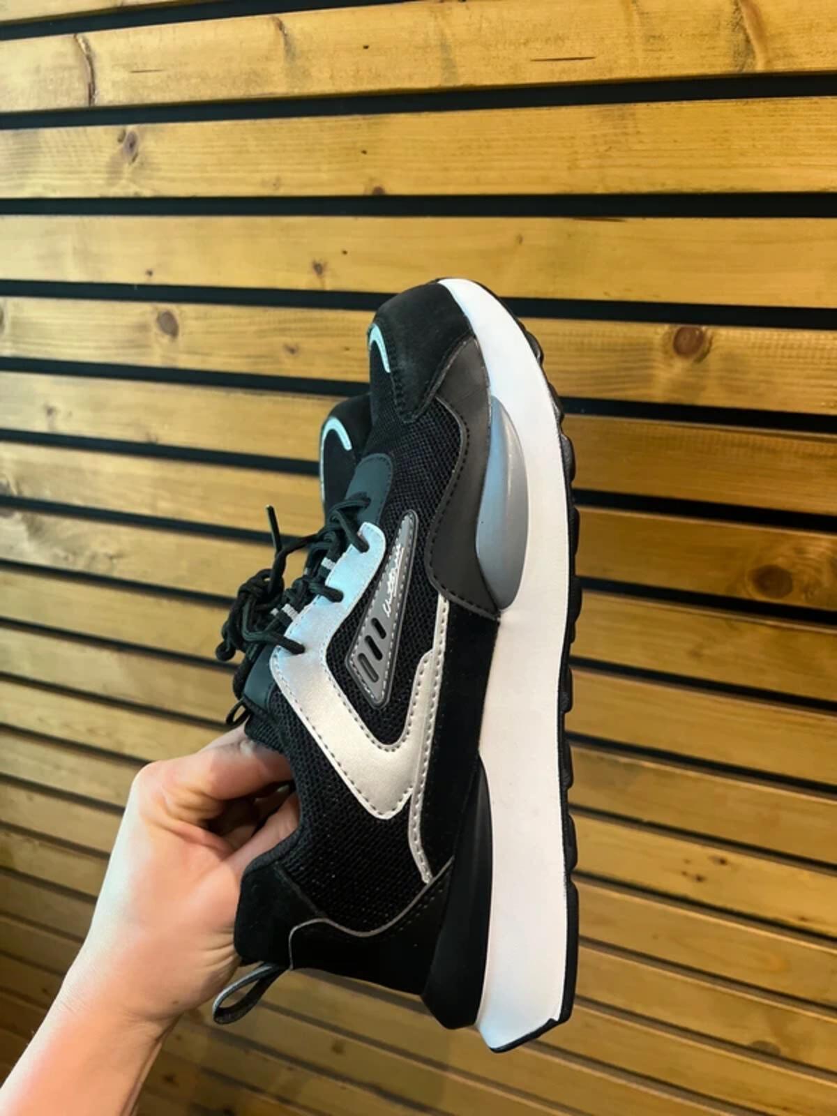 Black & Silver Work Safety Trainers UK9 NEW