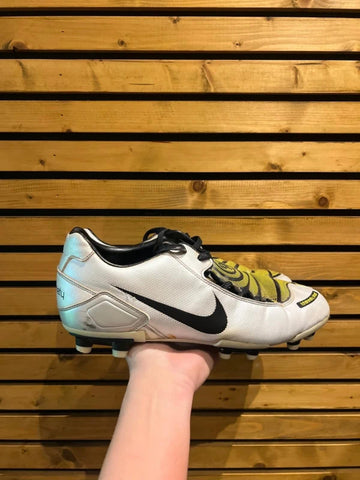 Vintage 2007 Nike Total 90 Laser Shoot FG Football Boots UK12
