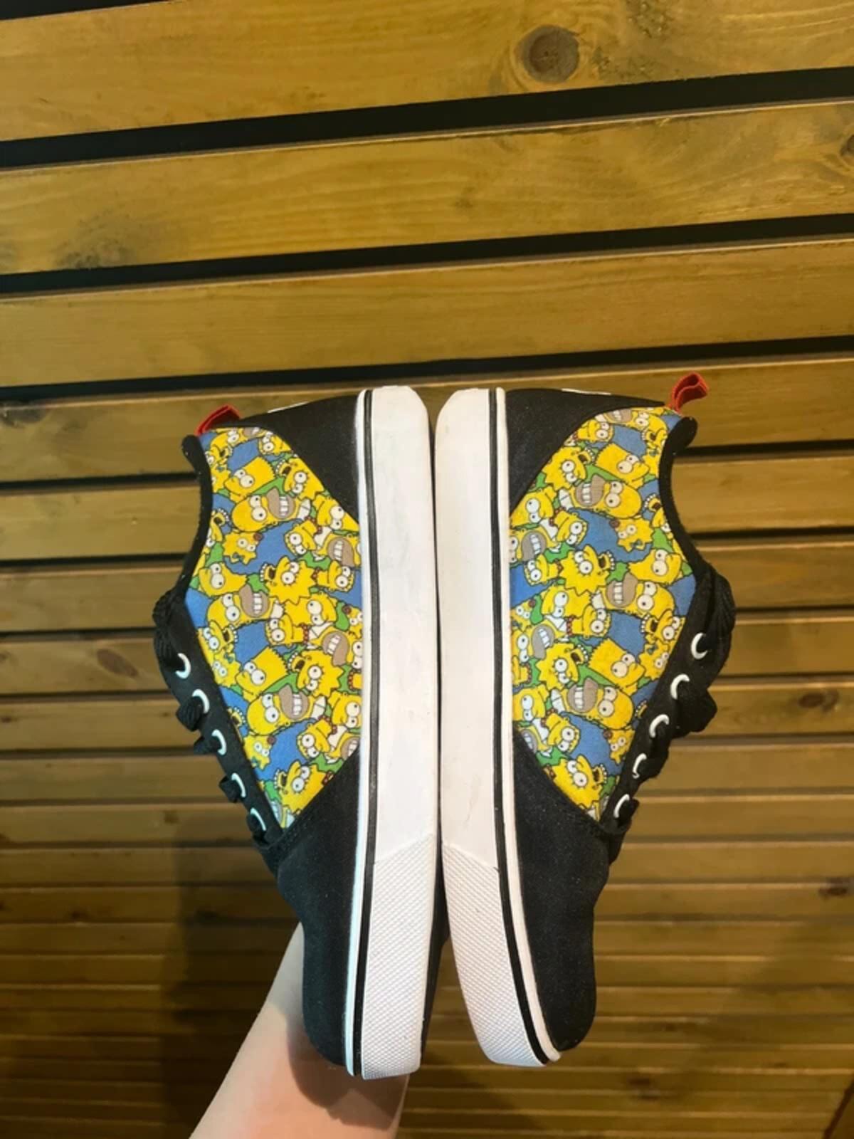 The Simpsons Heelys Pro 20 Prints Trainers UK4