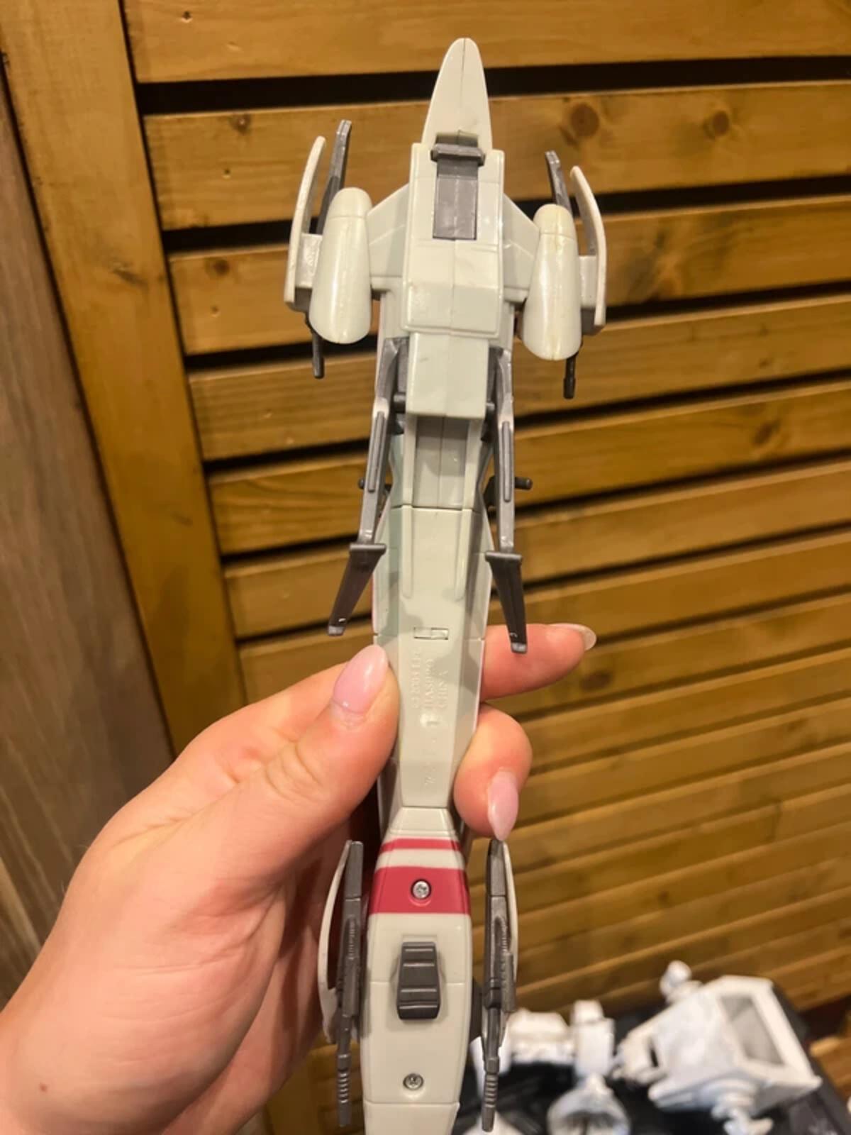 Vintage 2005-2008 Star Wars Clone Wars Toy Bundle (4)