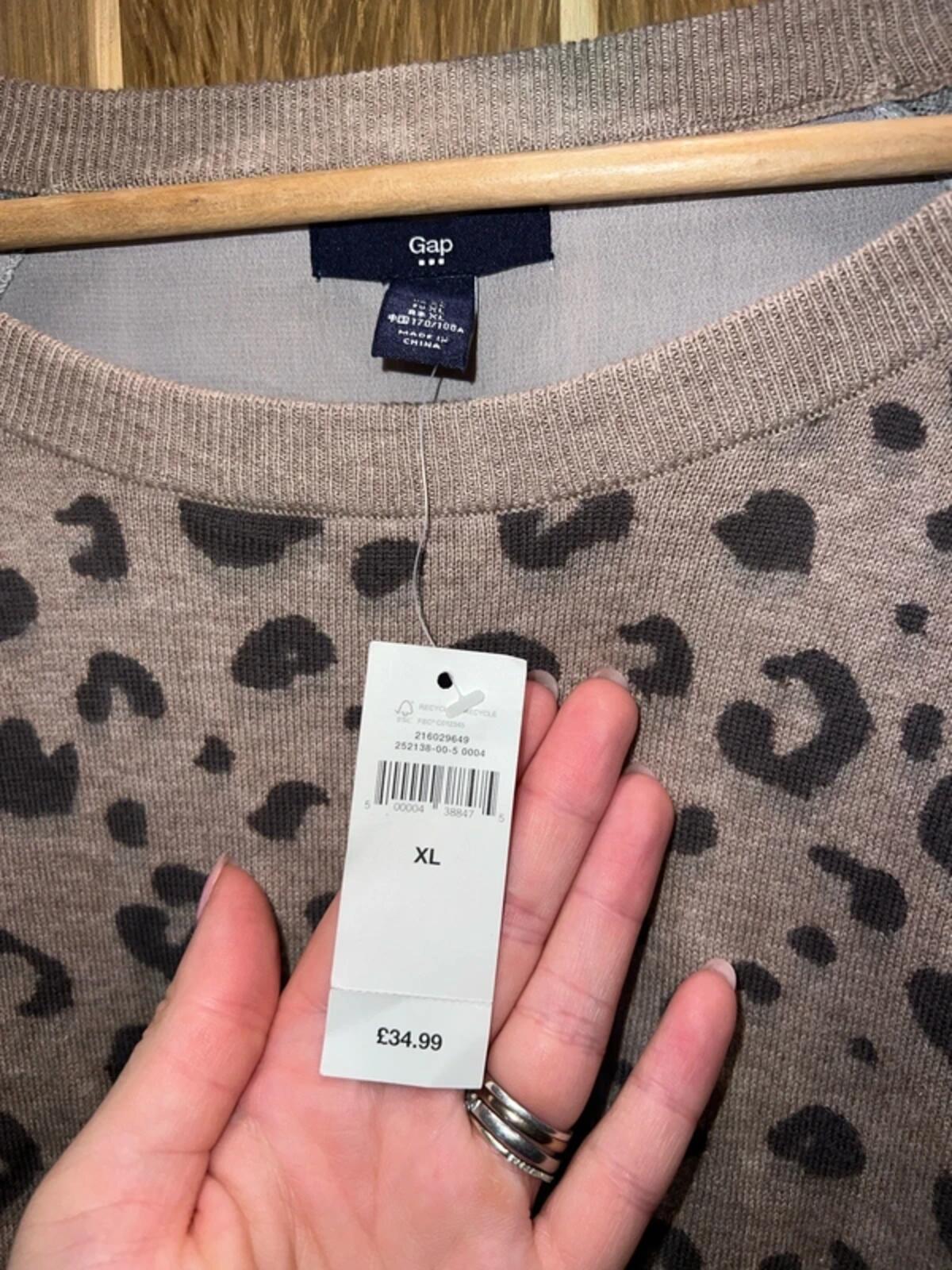 GAP Leopard Print Long Sleeved Top XL NEW