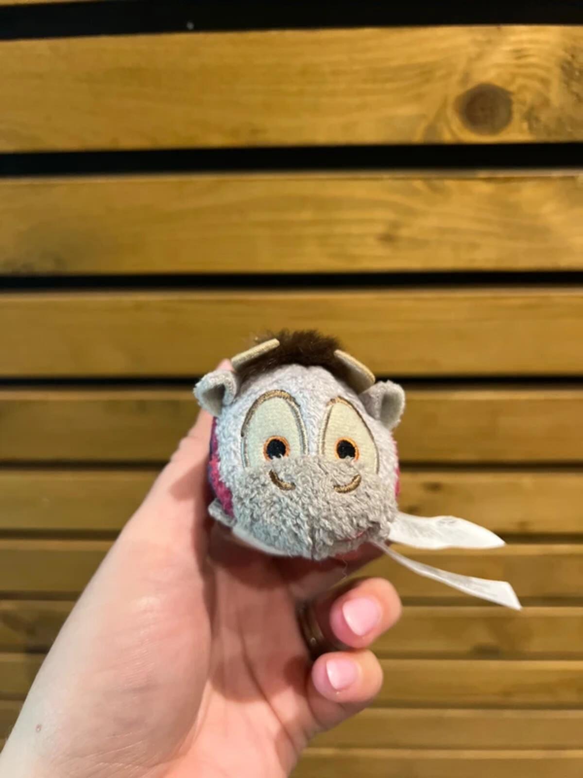 Tsum Tsum Disney Store Collectible Toy Bundle (5)