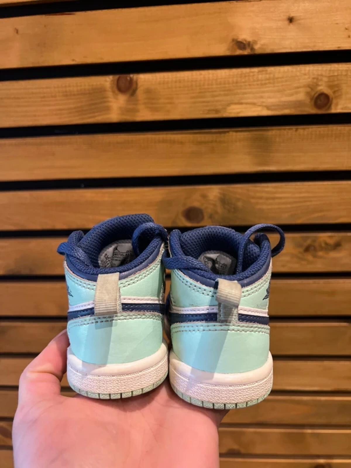 Nike Air Jordan 1 Mid TD Basketball Trainers UK 4.5K