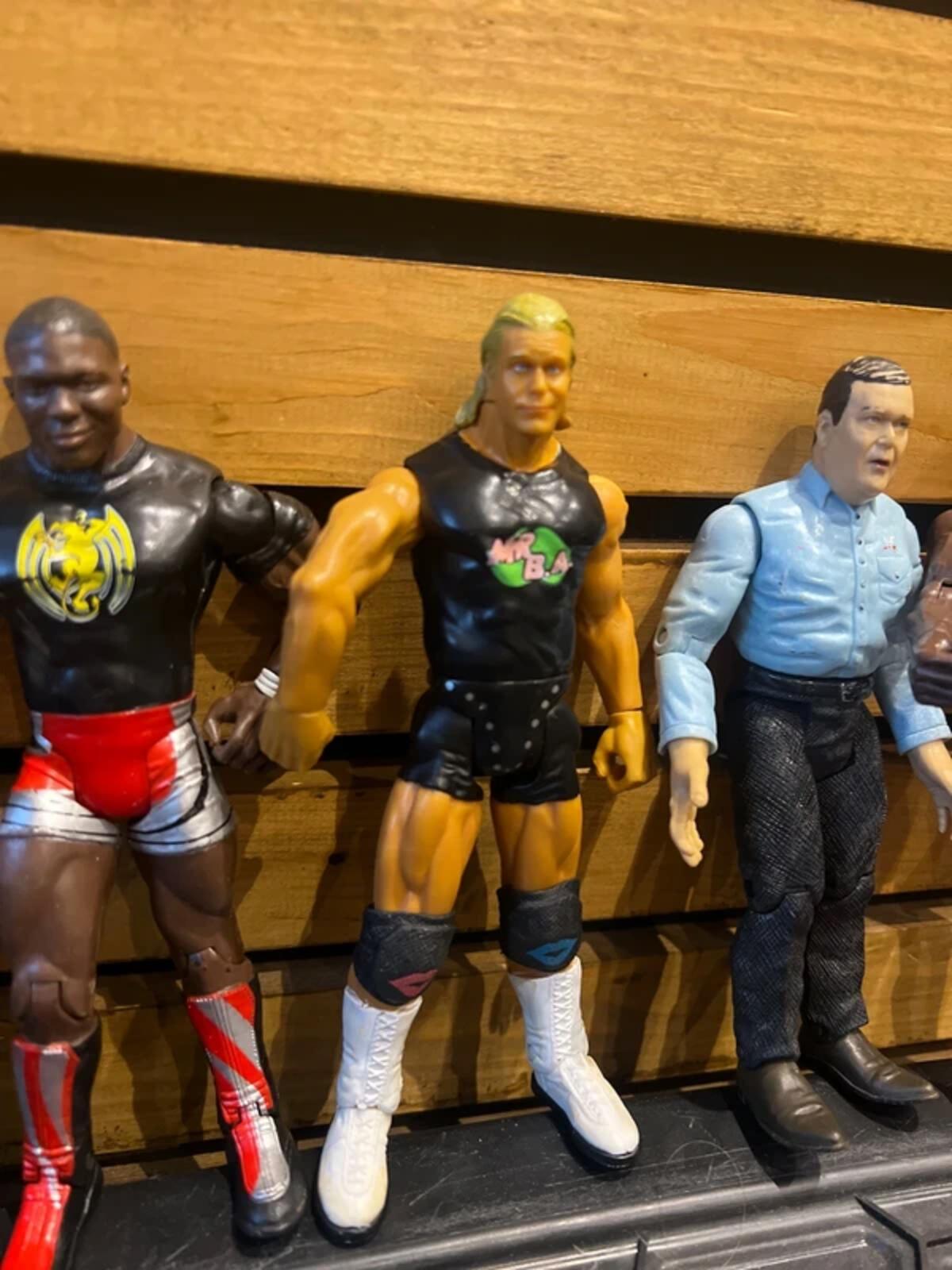 Vintage 1998-2003 WWE Jakks Pacific Wrestling Figures Bundle (5)