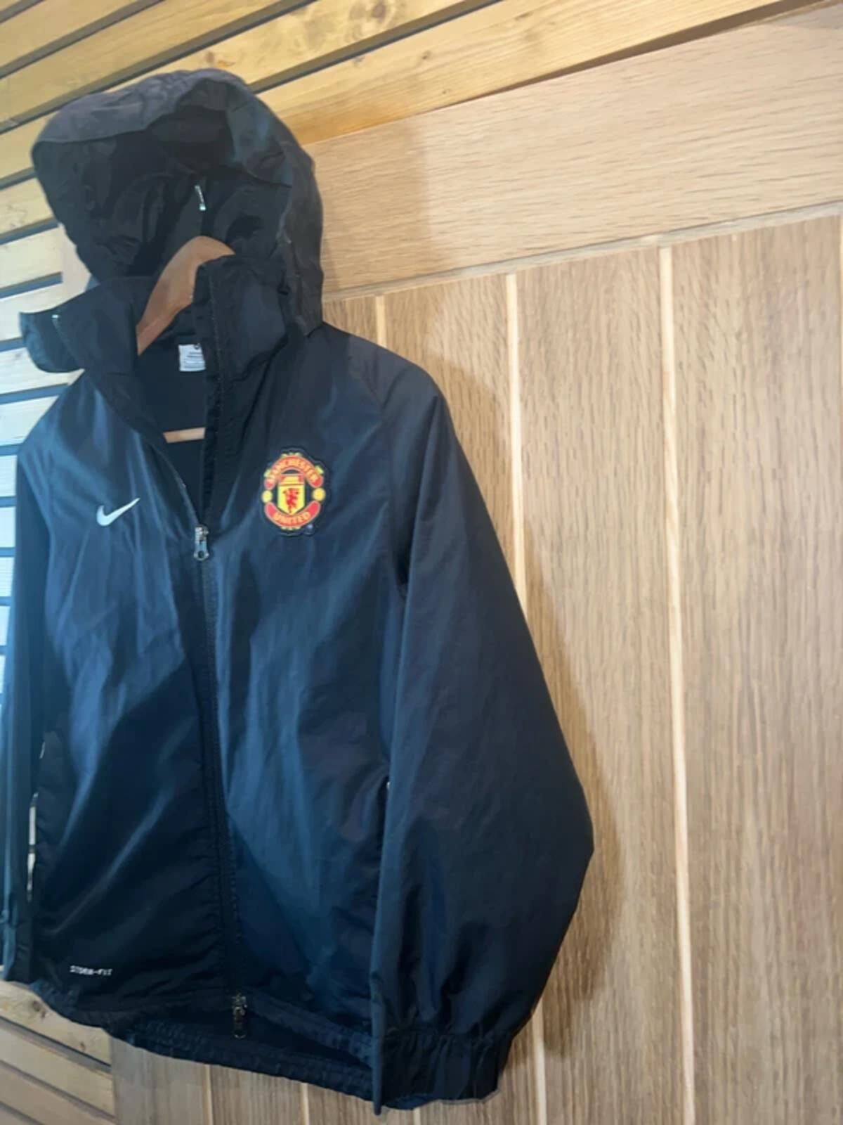 Manchester United FC Vintage 2010-11 Nike Raincoat 10-12Y