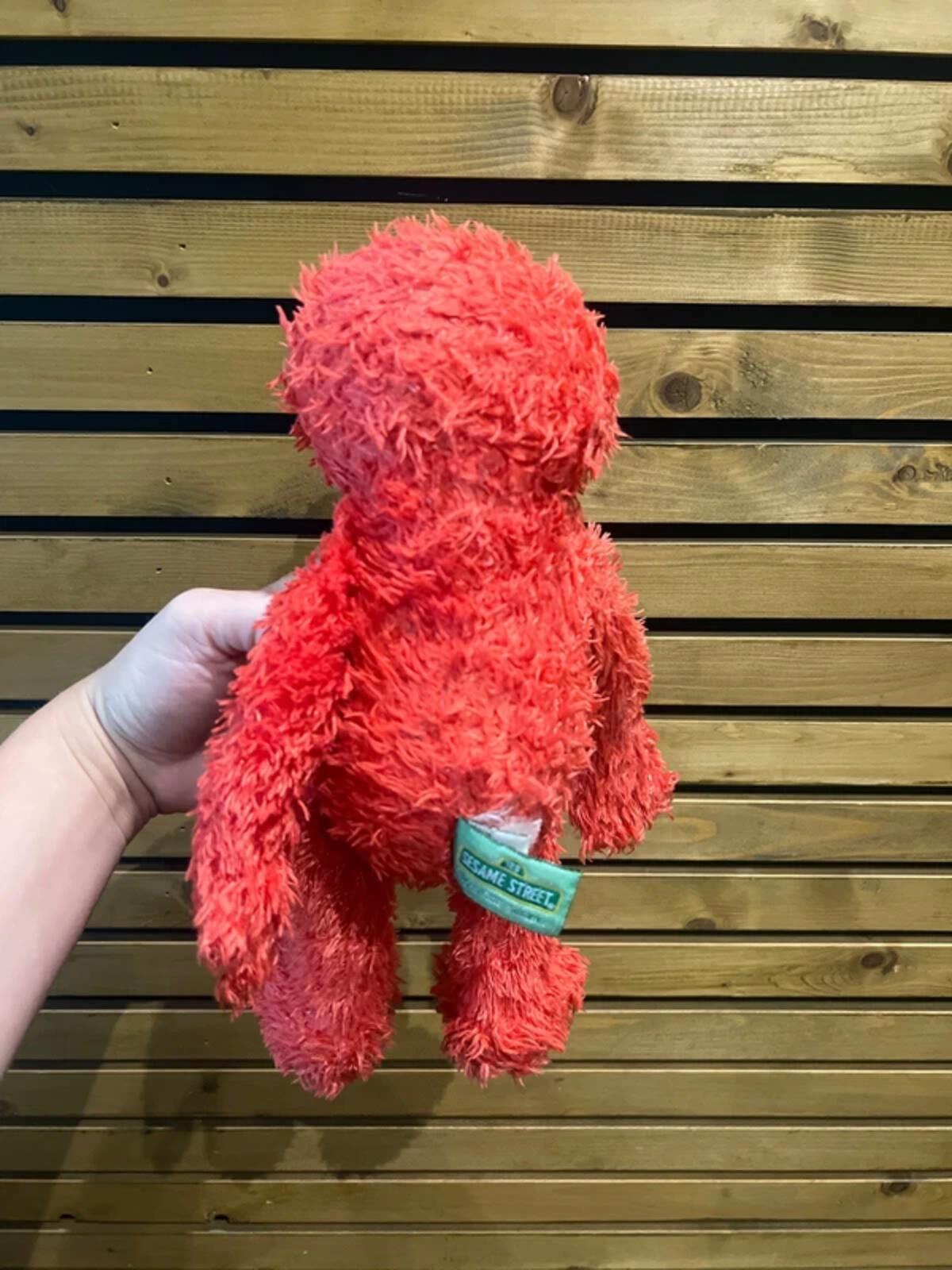 Sesame Street Elmo Vintage 2011 Plush Beanie Toy