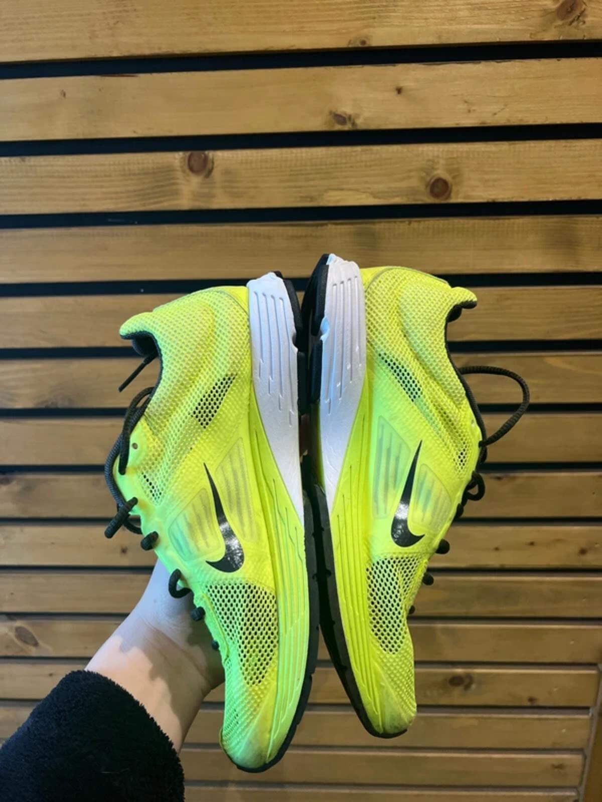 Nike Zoom Streak 4 Volt Green Running Trainers UK4.5