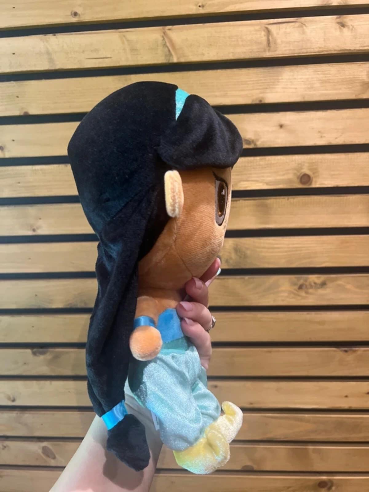 Disney Princess Aladdin Jasmine Soft Plush Toy NEW