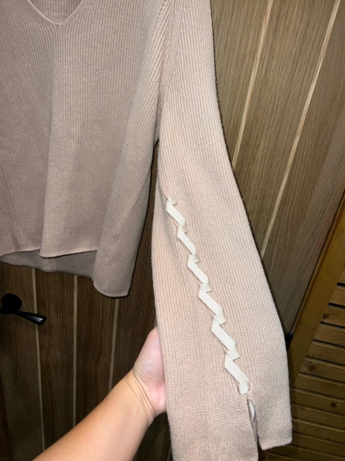 Helmut Lang Wide Sleeve Beige Knitted Jumper L