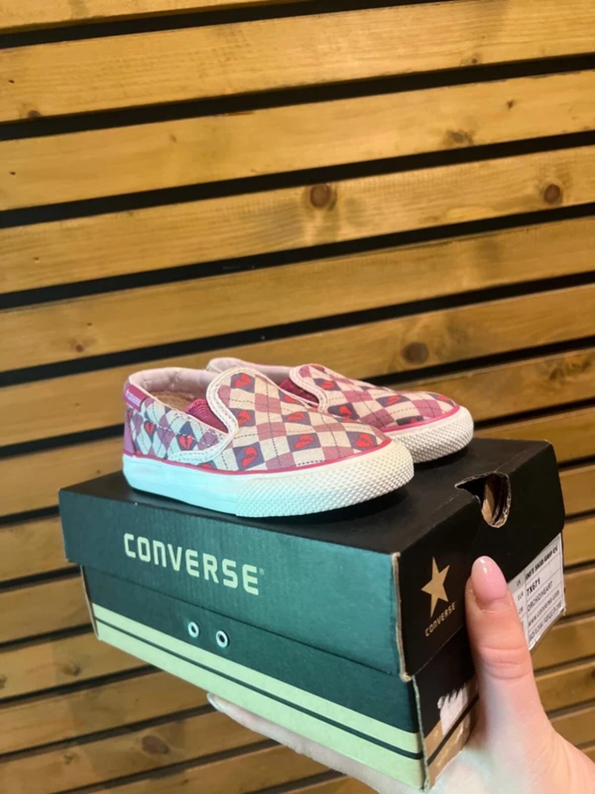 Converse Orchid Heart Slip On Trainers UK7