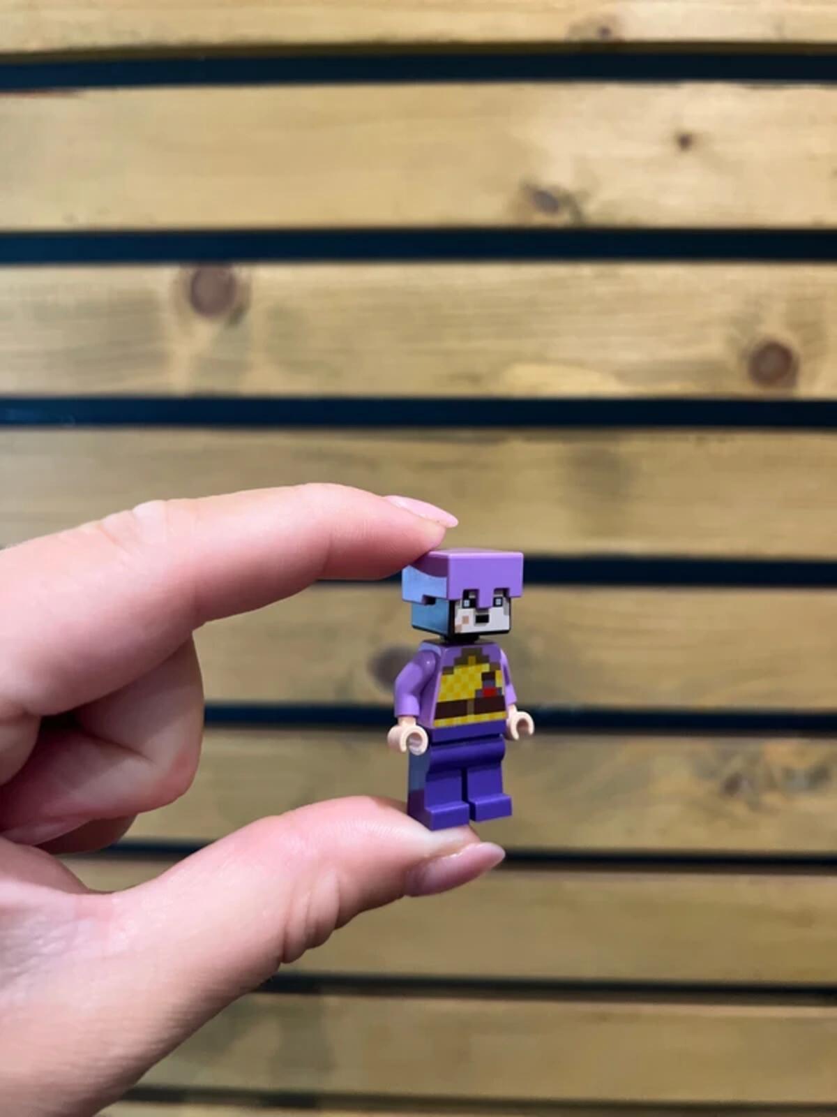 LEGO Minecraft End Warrior Minifigure Figurine