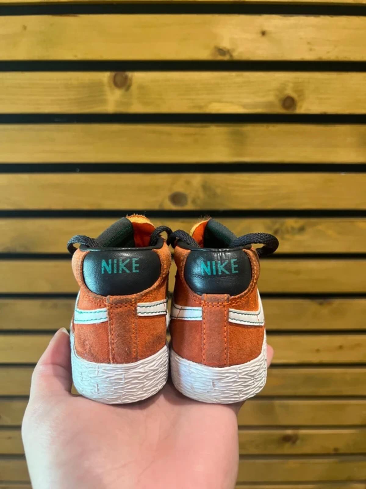 Nike SB Blazer Mid Orange Trainers UK4