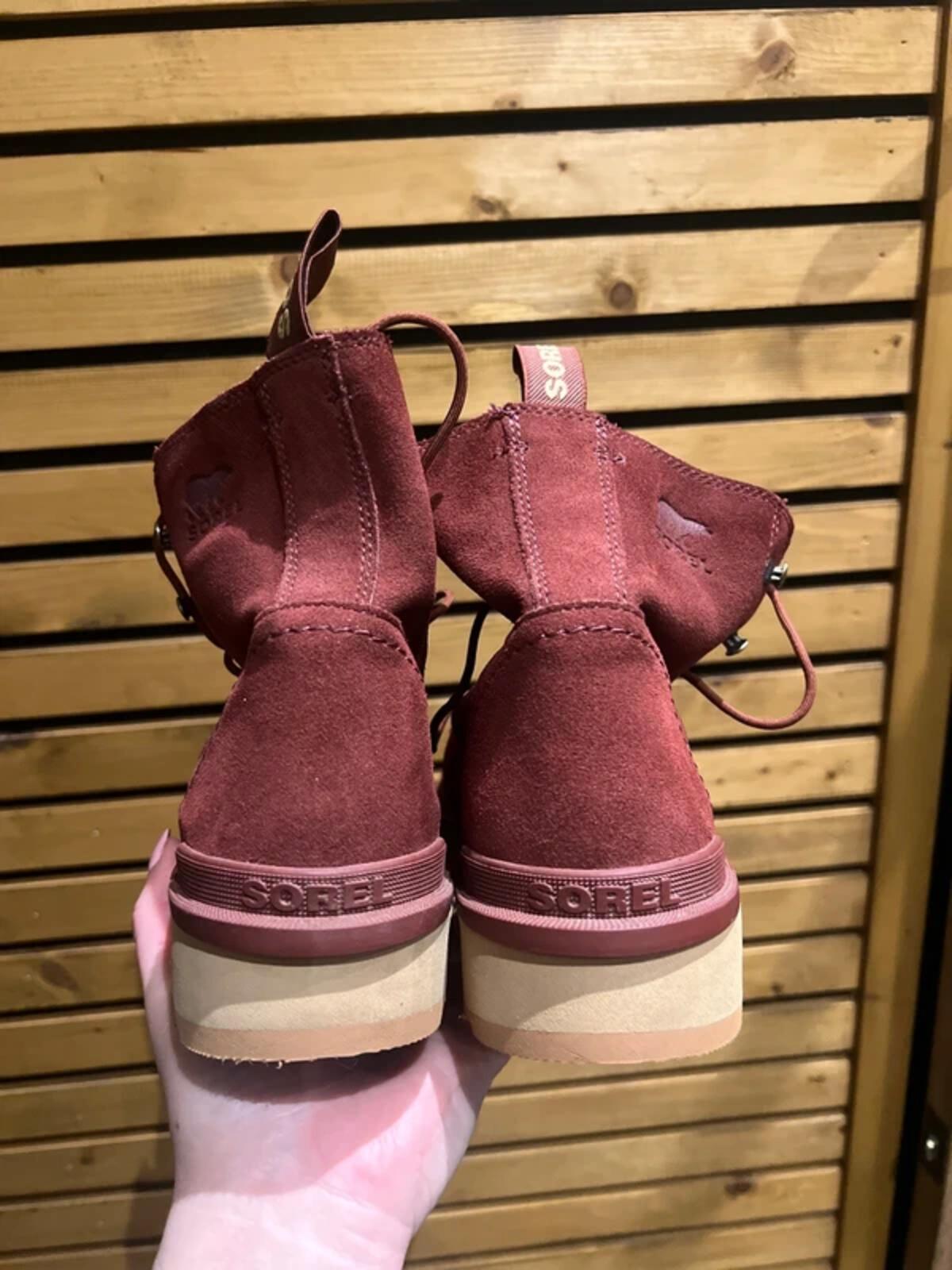 Sorel Burgundy Hi-Line Boots UK6