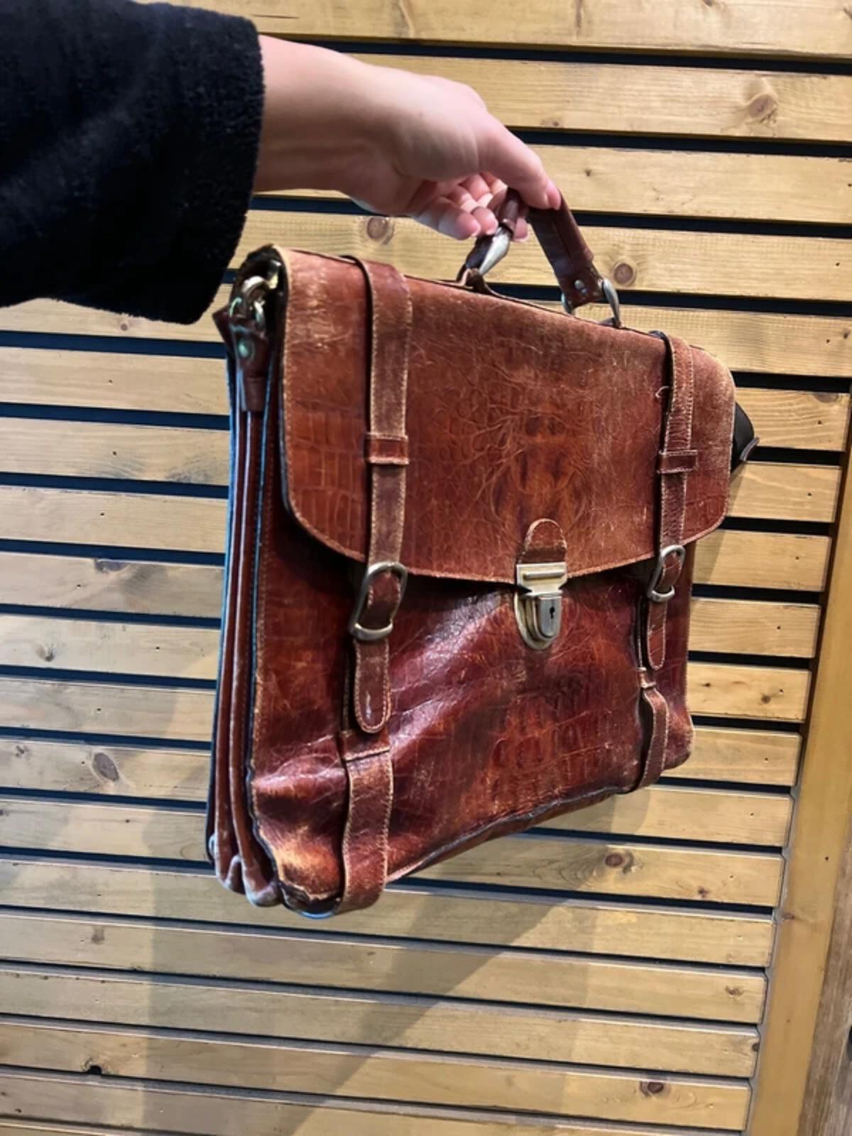 Vintage Brown Leather Messenger Satchel Bag