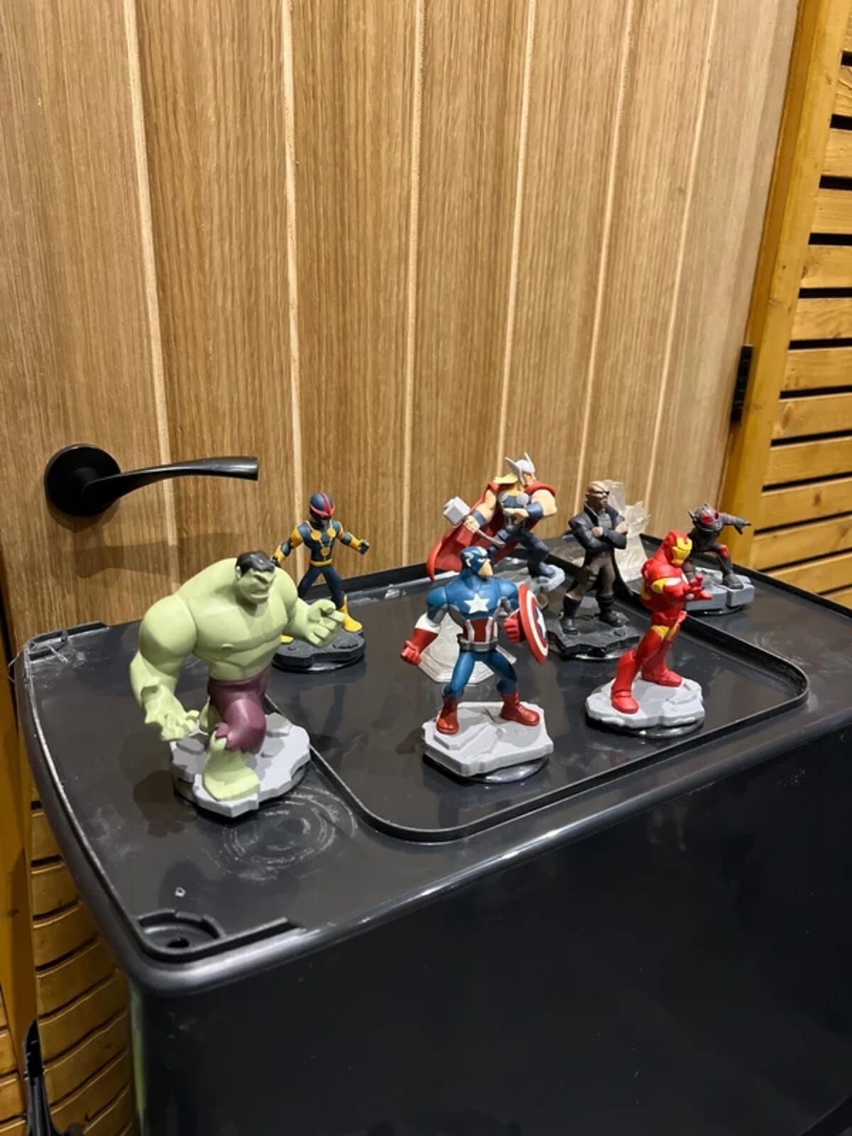 Marvel Avengers Infinity Action Figures Bundle (9)