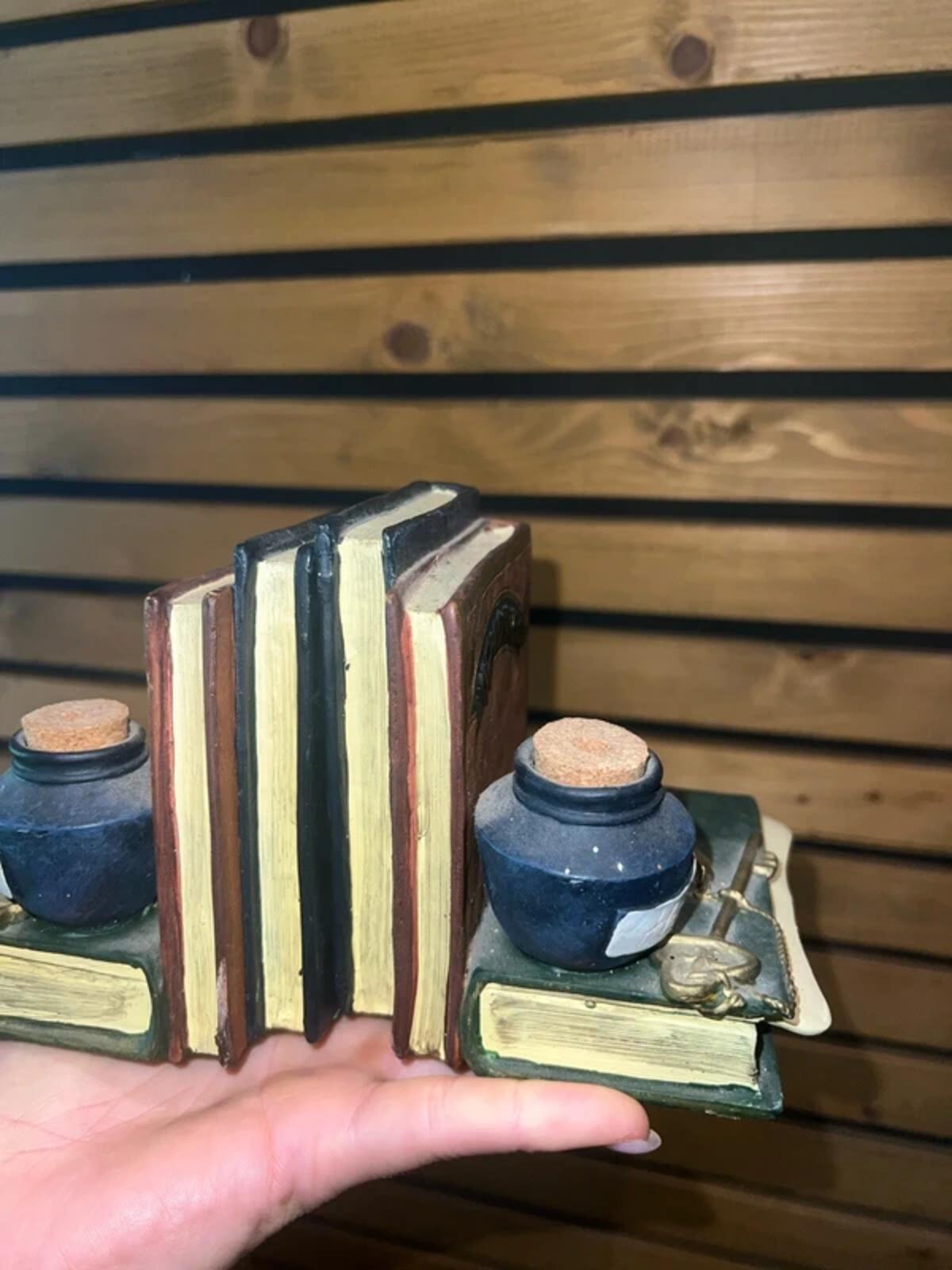 Vintage Crafted Stacked Romeo Juliet Shakespeare Bookends Pair