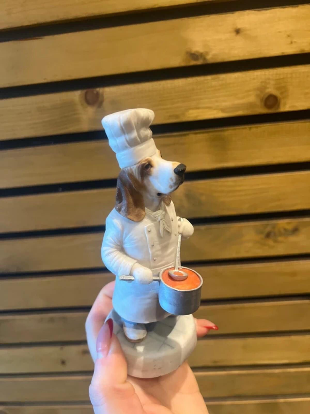 Robert Harrop Vintage 1995 Basset Hound Chef Dog Figurine