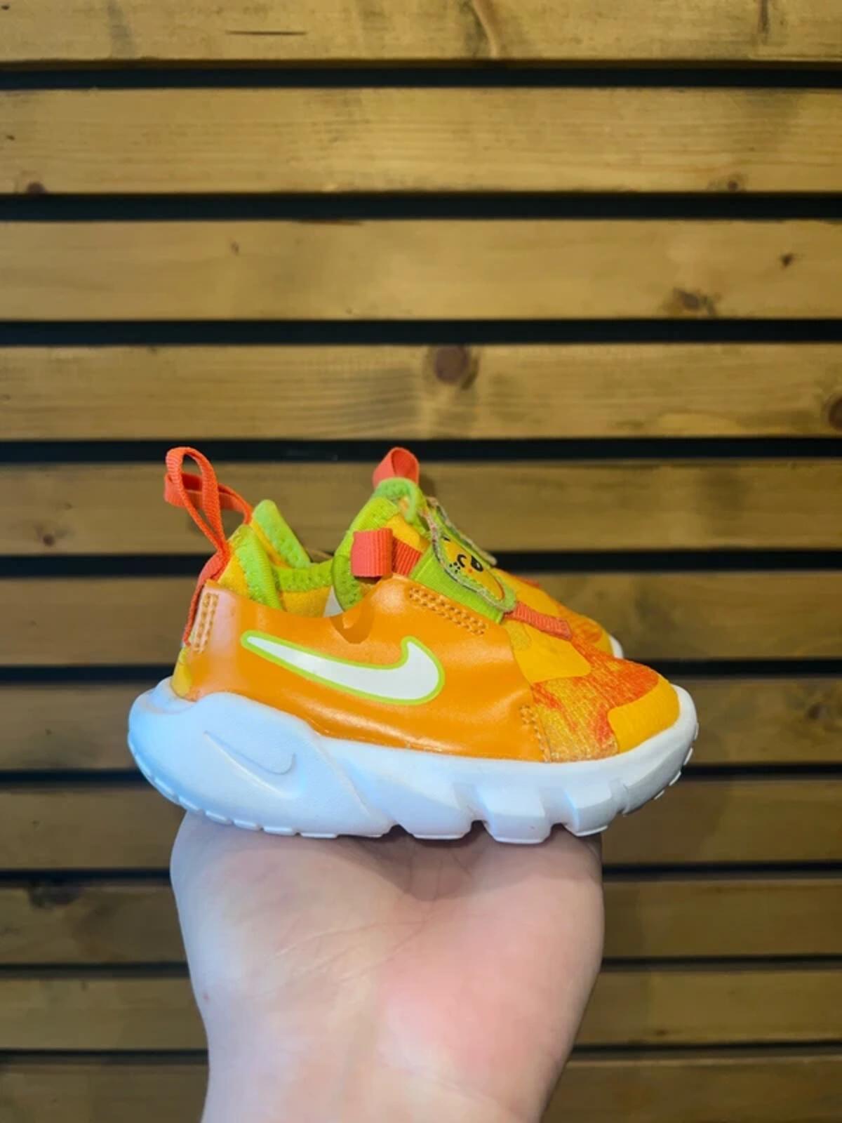 Nike Flex Runner 2 Toddler Trainers UK3.5