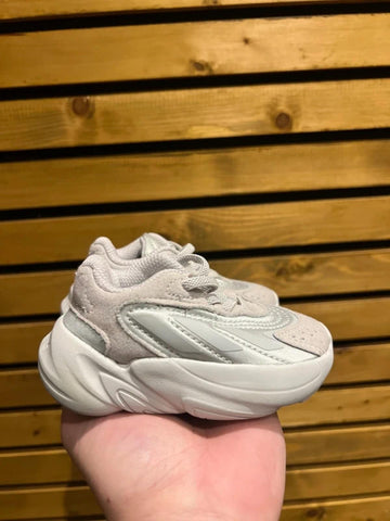 Adidas Ozelia Grey Trainers UK3K