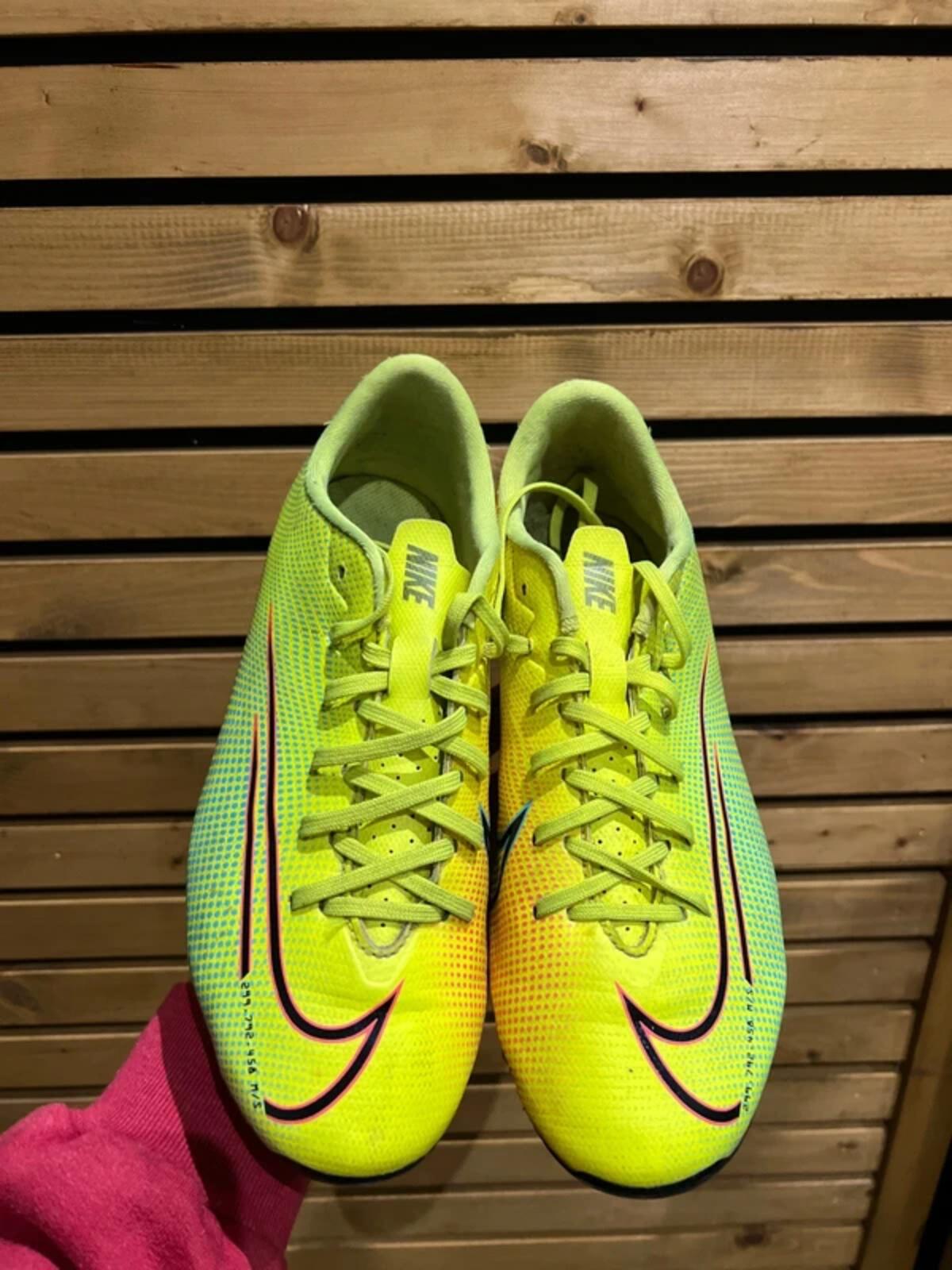Nike Mercurial Vapor 13 Academy Football Boots UK5.5