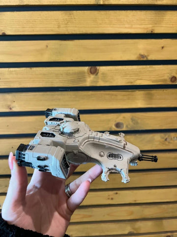 Warhammer 40,000 T’au Empire TY7 Devilfish Miniature