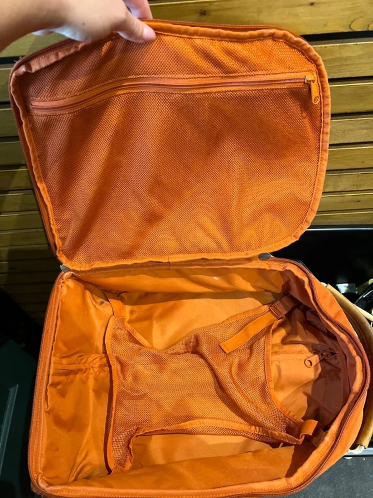 Timberland Vintage Burnt Orange Small Roller Luggage Bag
