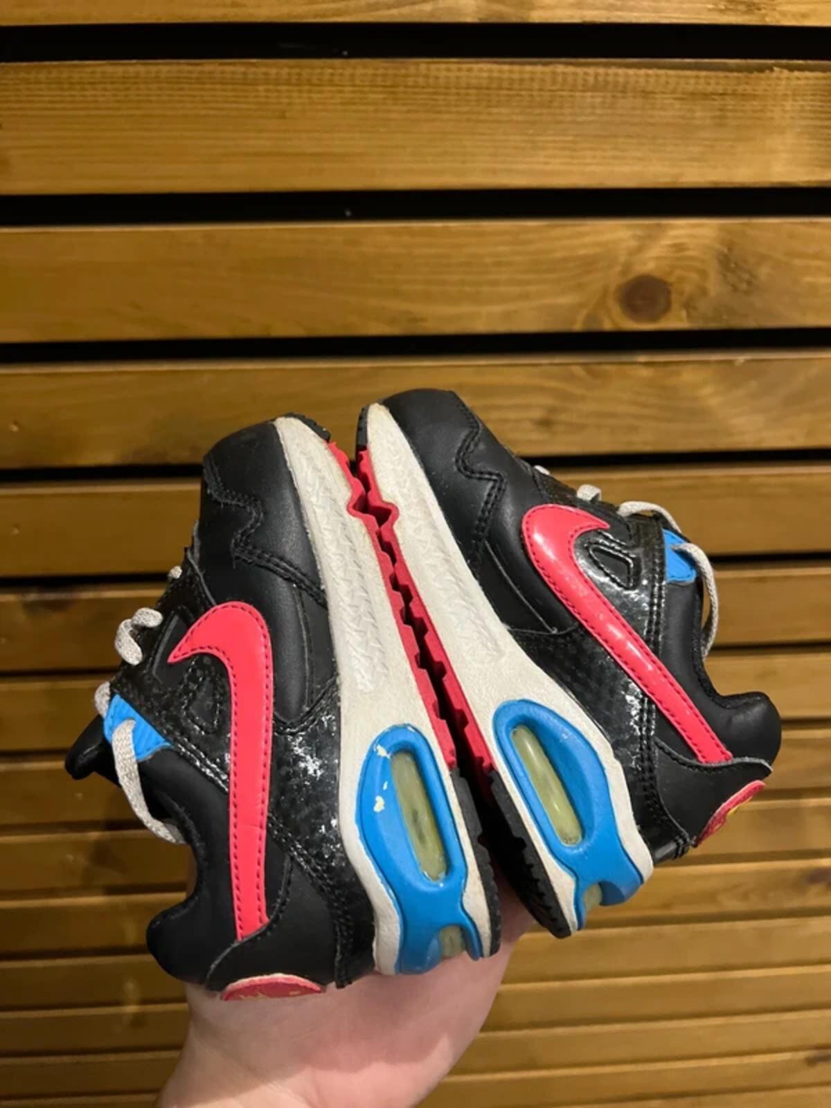 Nike Air Max Vintage 2013 Black Trainers UK5