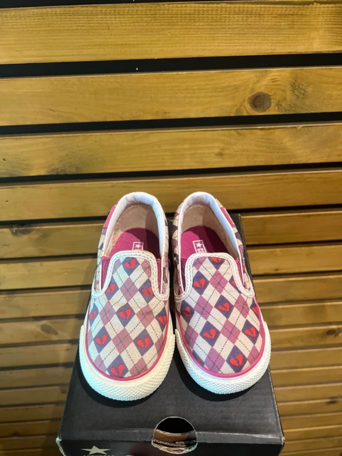 Converse Orchid Heart Slip On Trainers UK7
