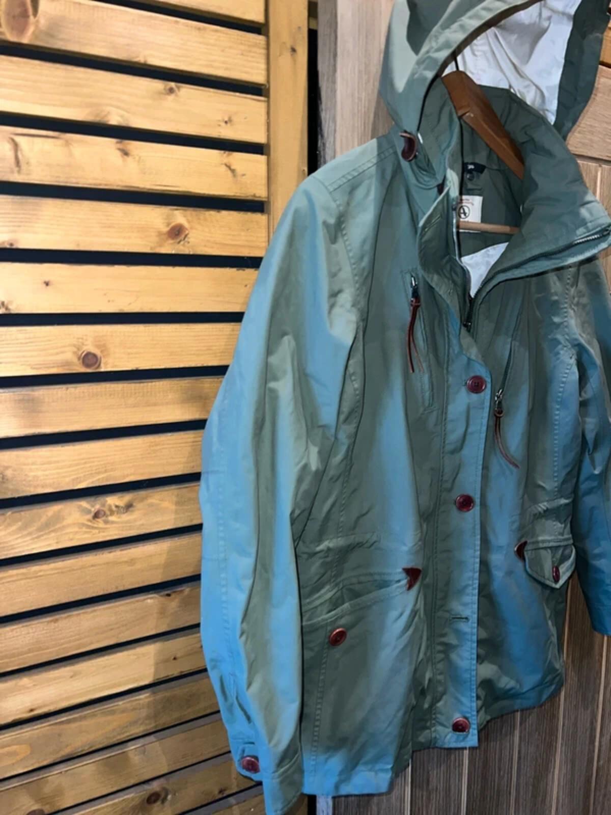 Aigle Gore-Tex Khaki Green Parka Jacket 8