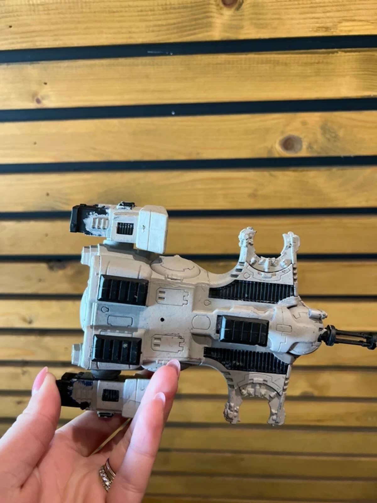Warhammer 40,000 T’au Empire TY7 Devilfish Miniature
